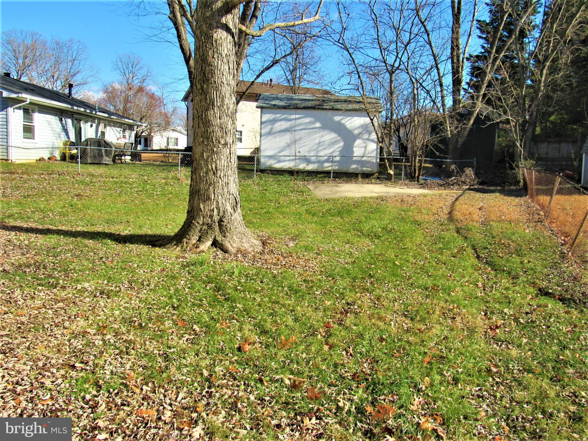 STRAWBERRY HILL - Residential Lease