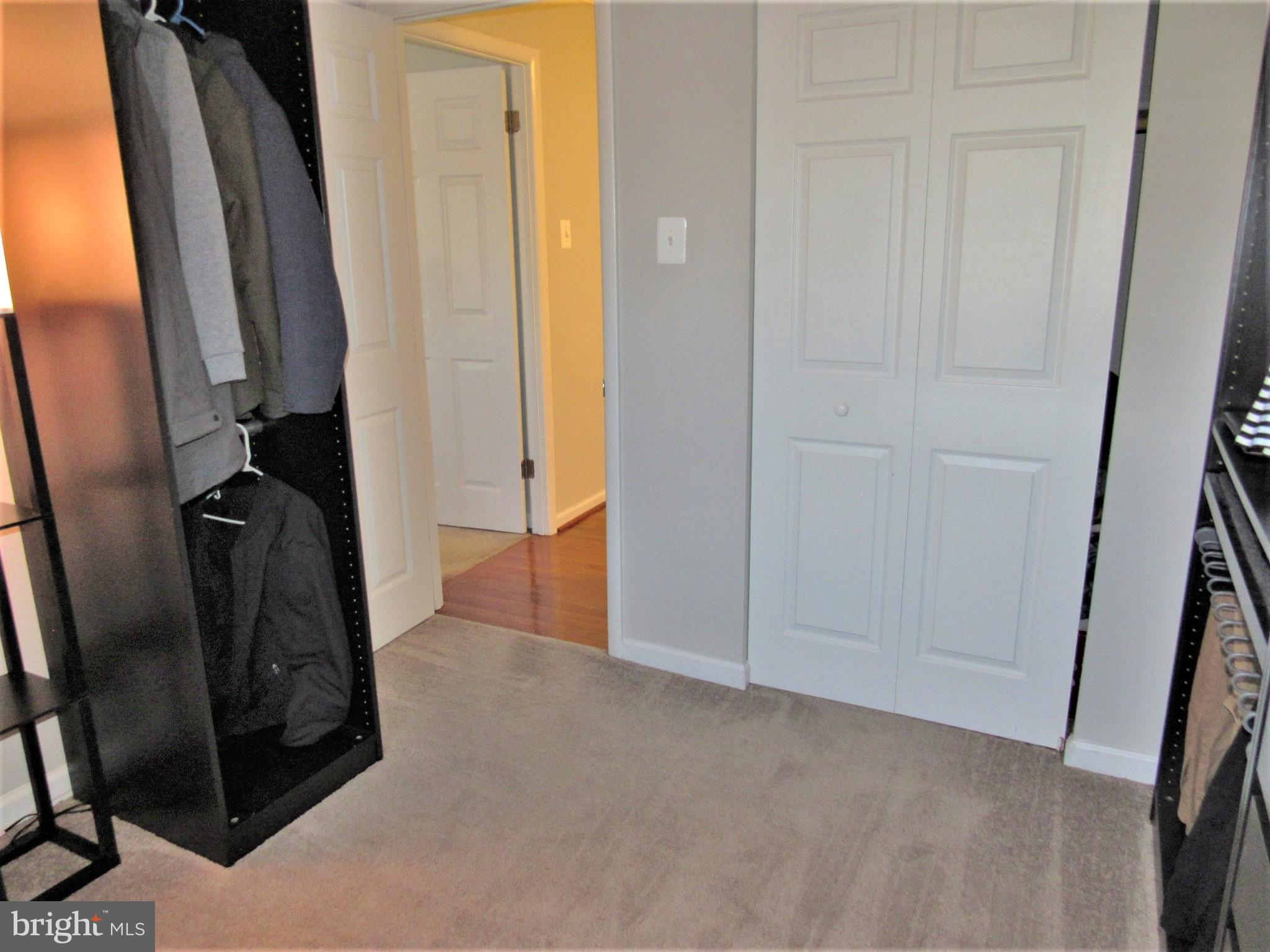 STRAWBERRY HILL - Residential Lease