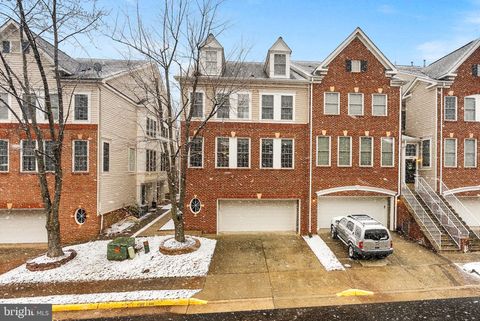 46185 CECIL TERRACE STERLING VA 20165