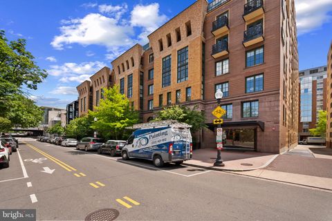 Photo of 910 M Street NW #620, WASHINGTON, DC 20001 (MLS # DCDC2261218)