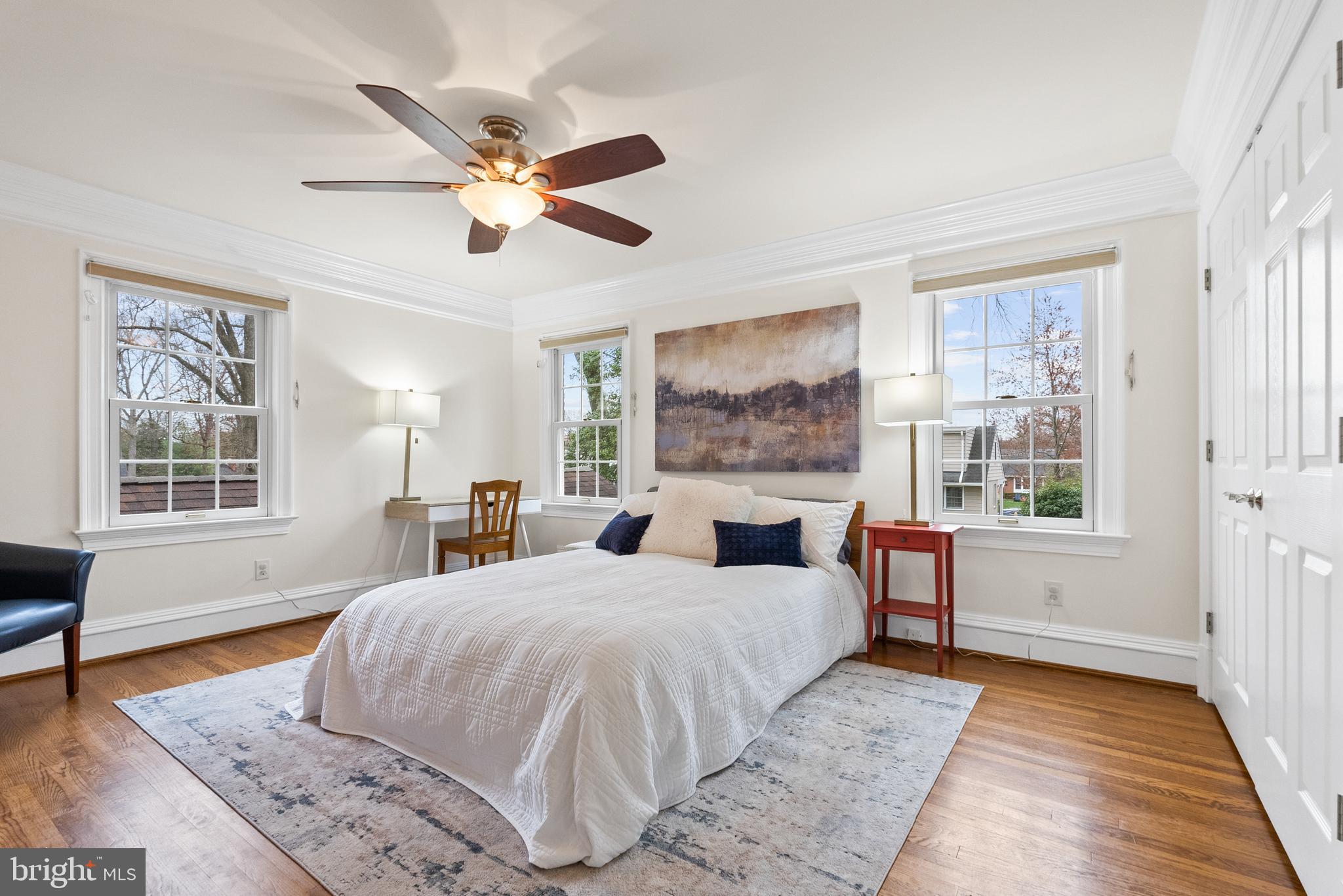 WAYNEWOOD - Residential