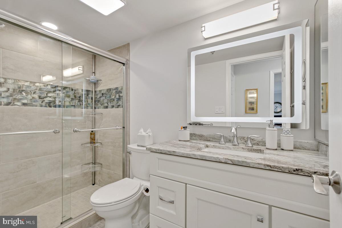 LEISURE WORLD - Residential