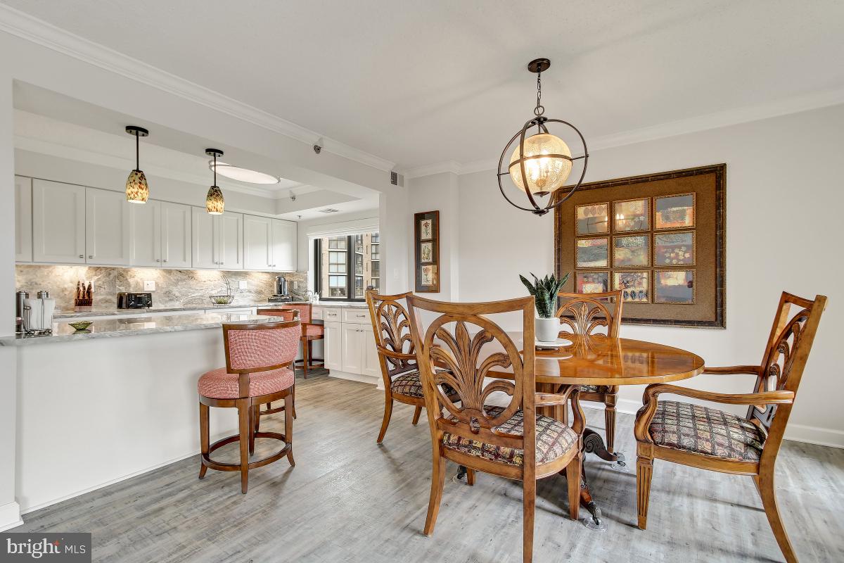 LEISURE WORLD - Residential