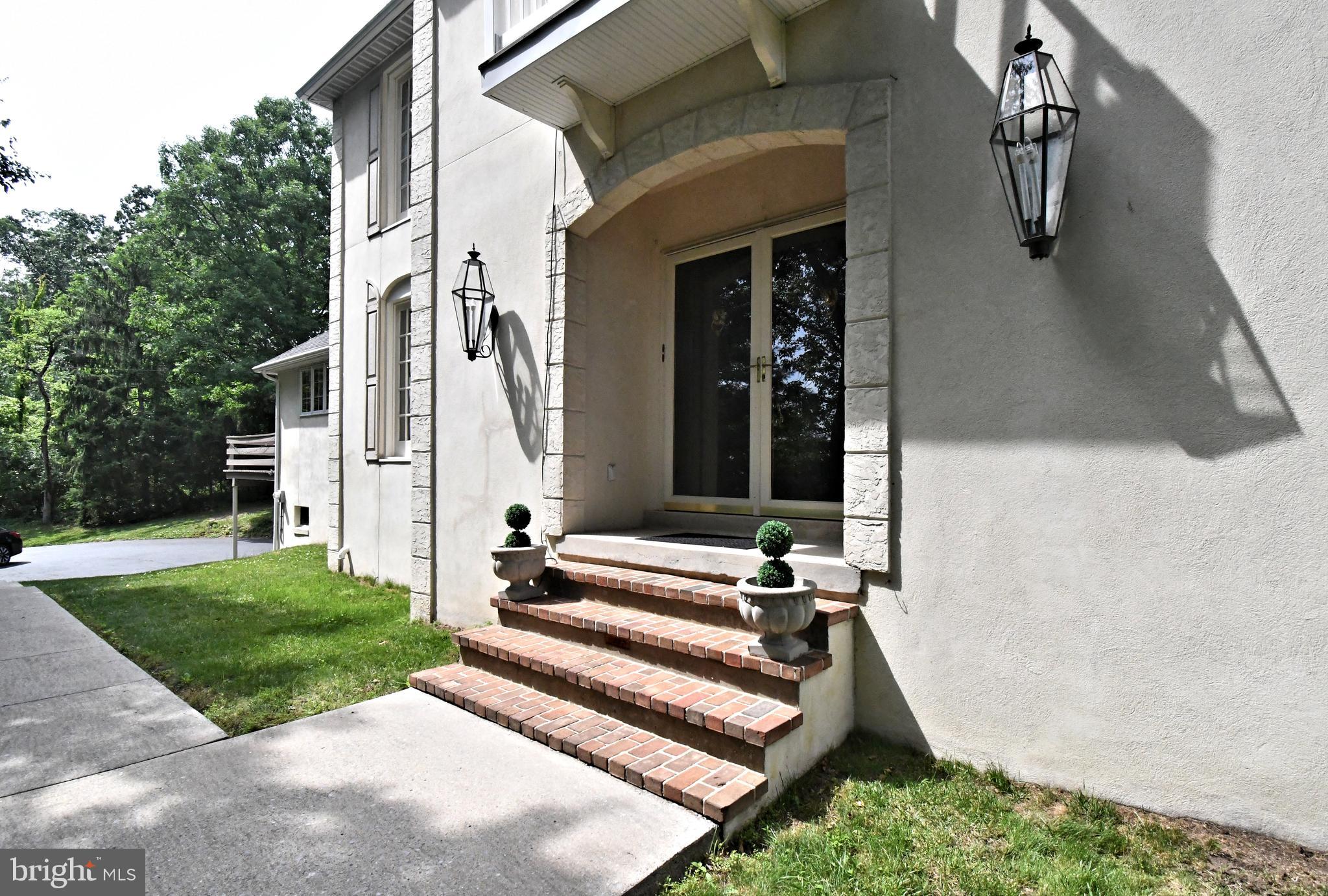 650 GABRIEL COURT