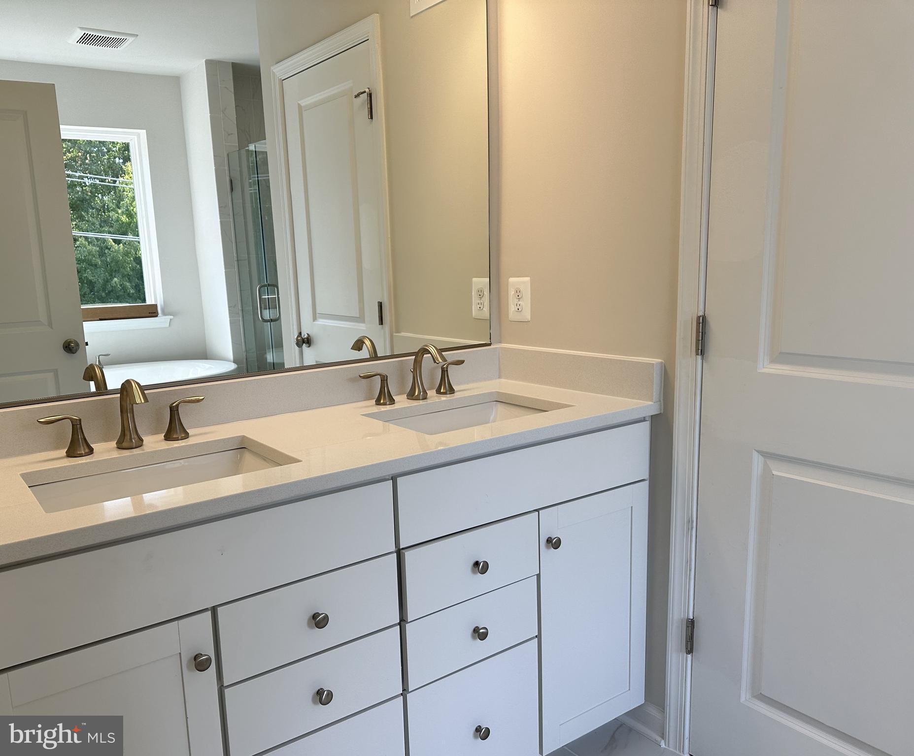 SCOTLAND HEIGHTS - Residential