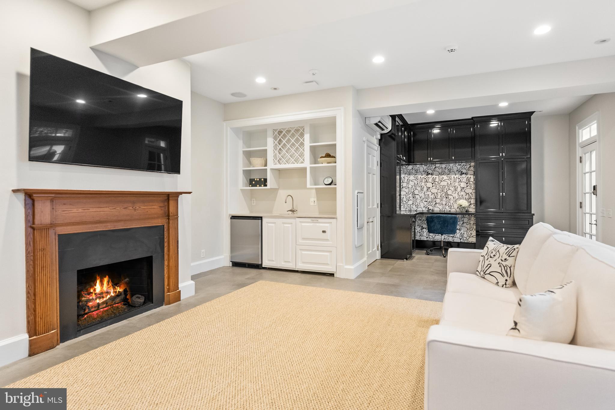 GEORGETOWN - Residential