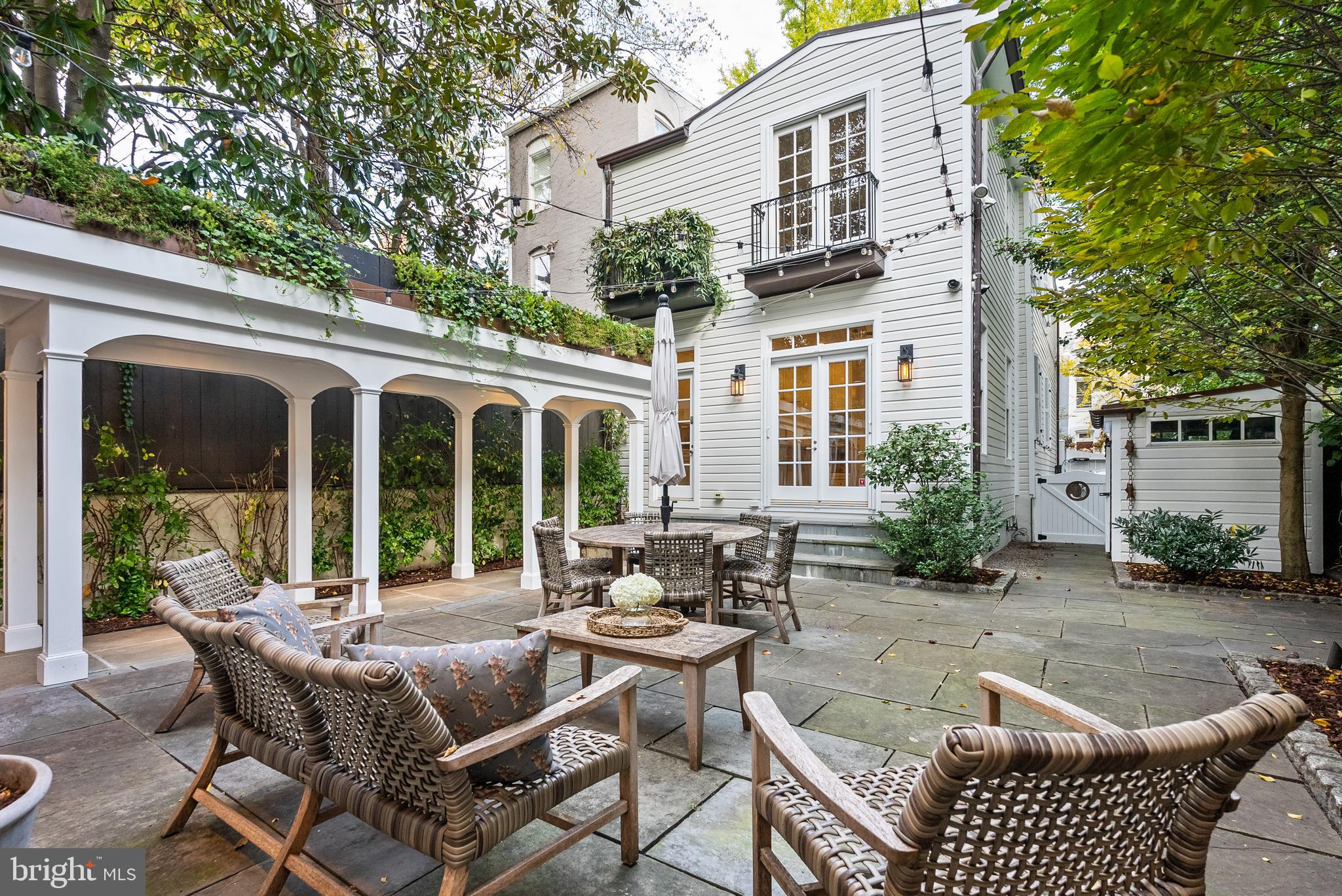 GEORGETOWN - Residential