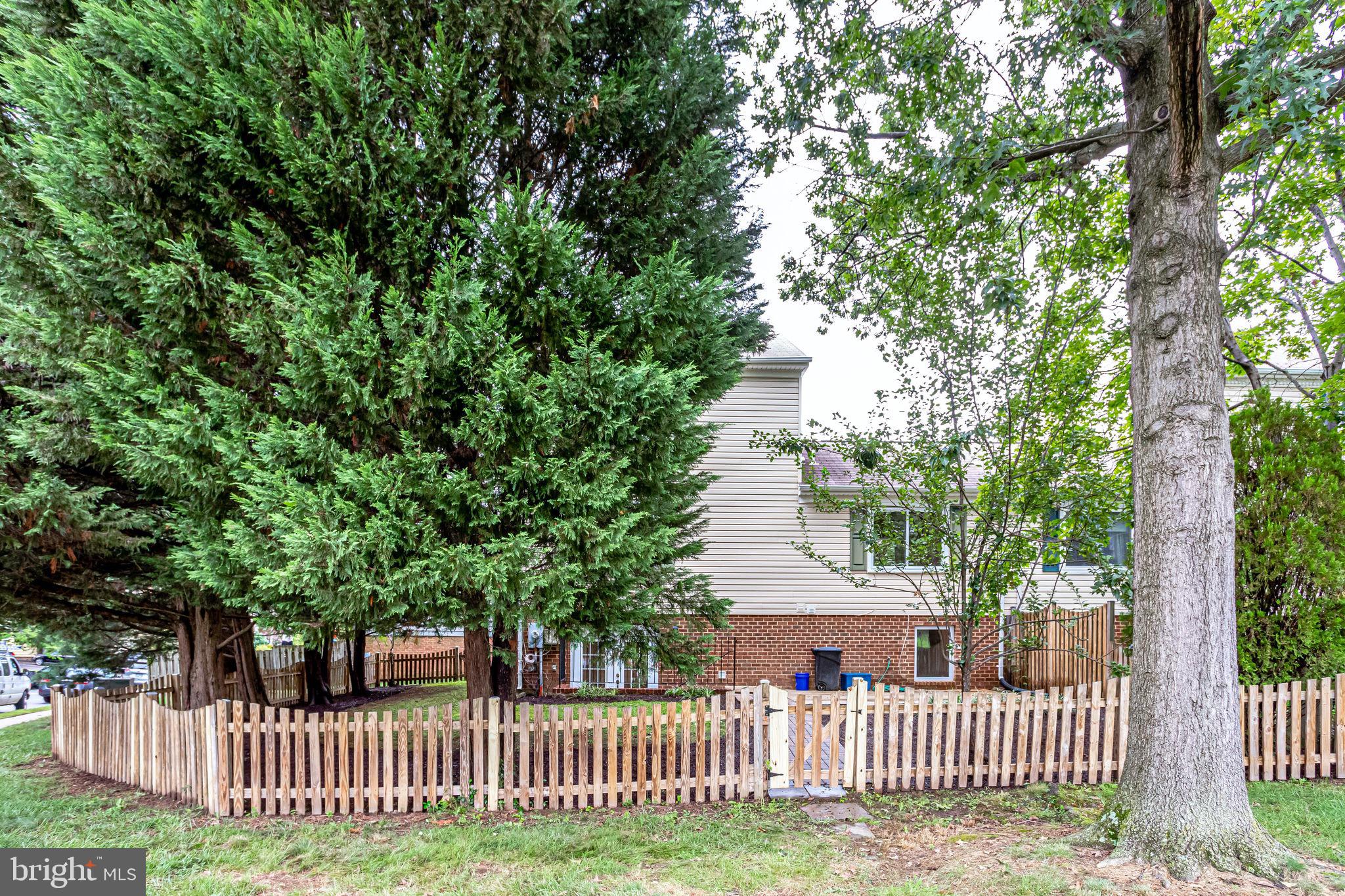 COURTS OF CHANDON - Residential