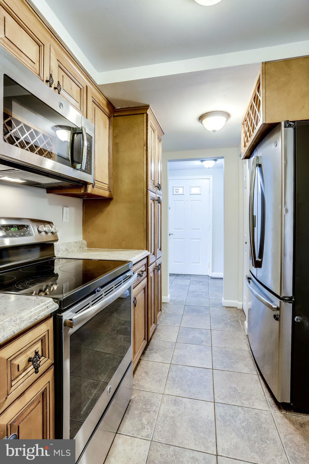 COURTS OF CHANDON - Residential