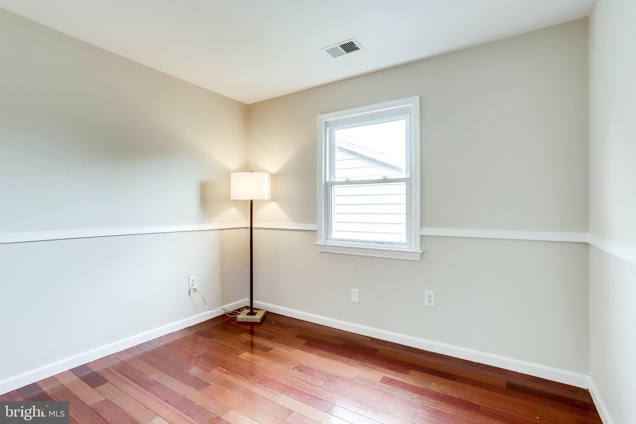 COURTS OF CHANDON - Residential