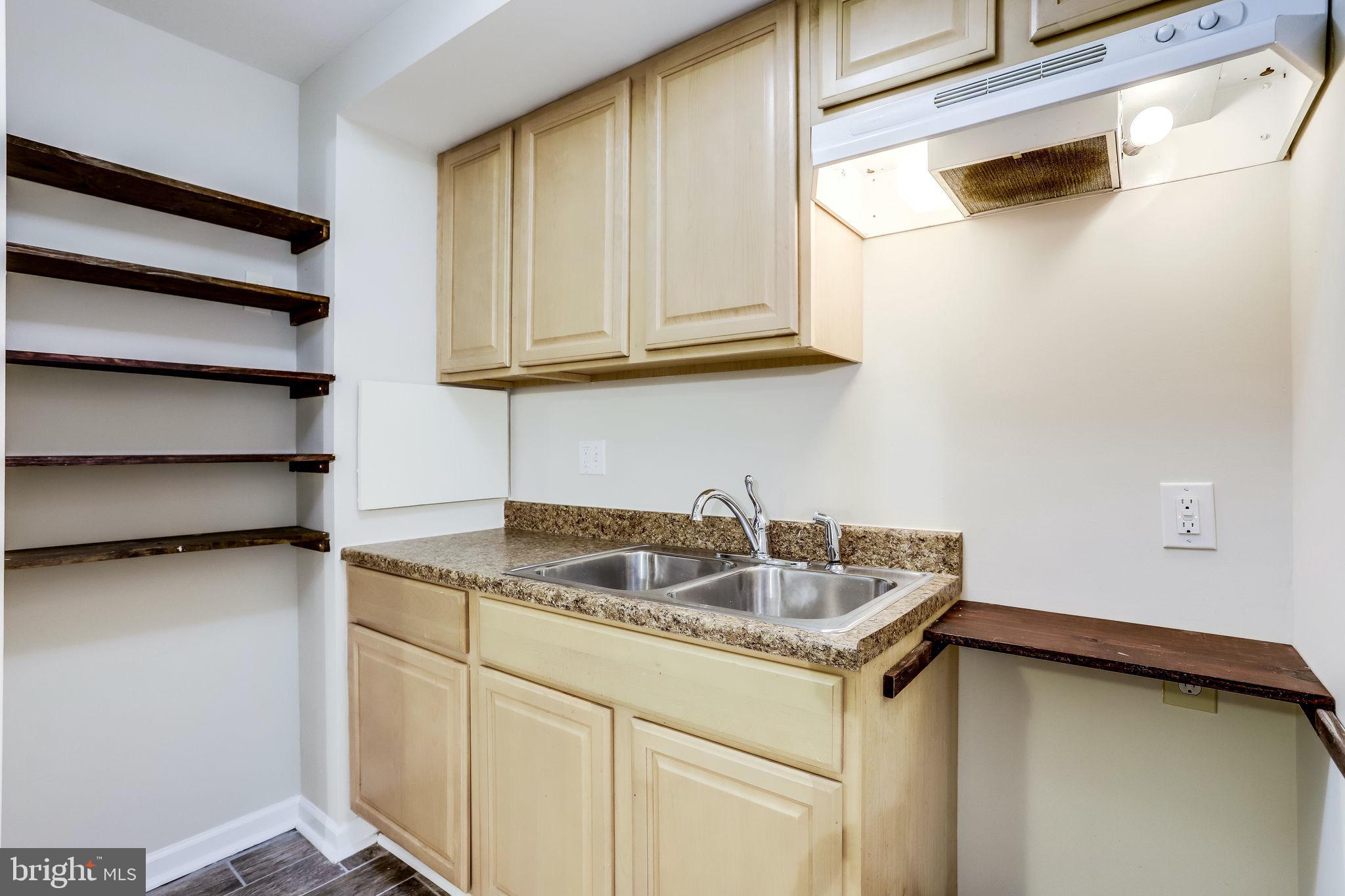 COURTS OF CHANDON - Residential