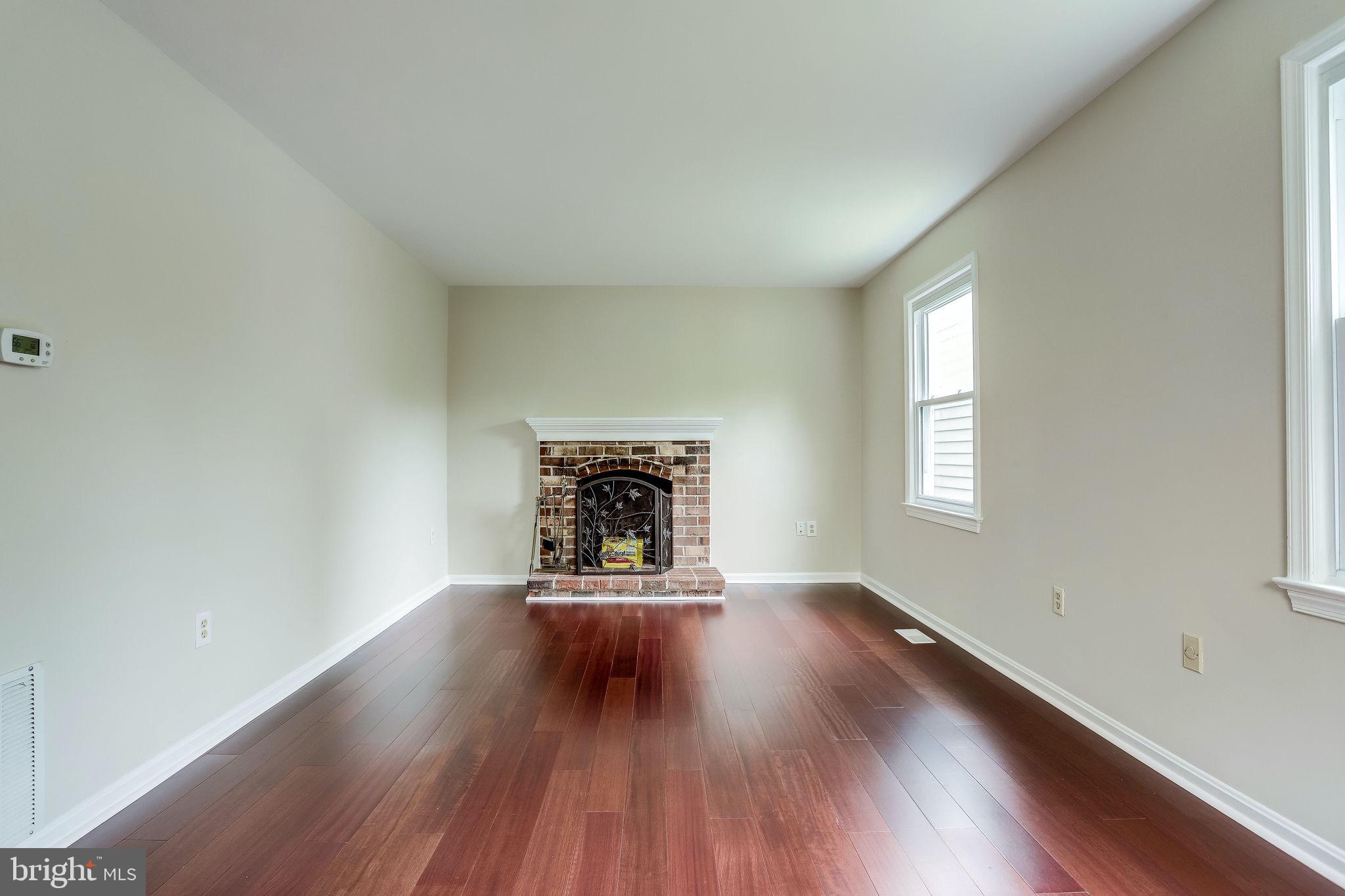 COURTS OF CHANDON - Residential