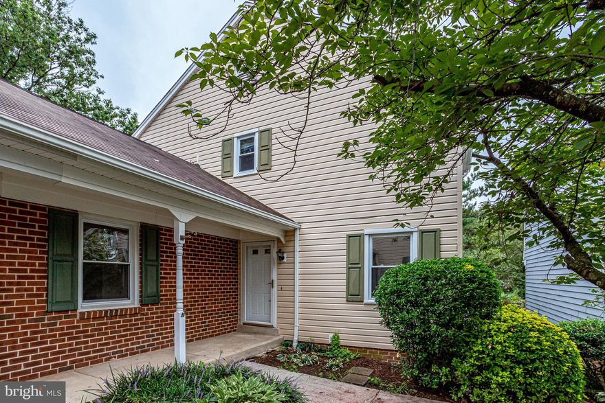 Beautiful townhome located in Herndon!! Enjoy your huge fenced in backyard. Completely freshly painted through out! Floors were replaced on the main floor. Brand new kitchen counter top. Freshly mulched backyard! Brand new carpet on the basement steps. There is an apple tree in the backyard. 3 bedrooms, 3 full baths, one half bath with two washer/ dryers and two fire places. Parking right by the front door! Welcome home!!!