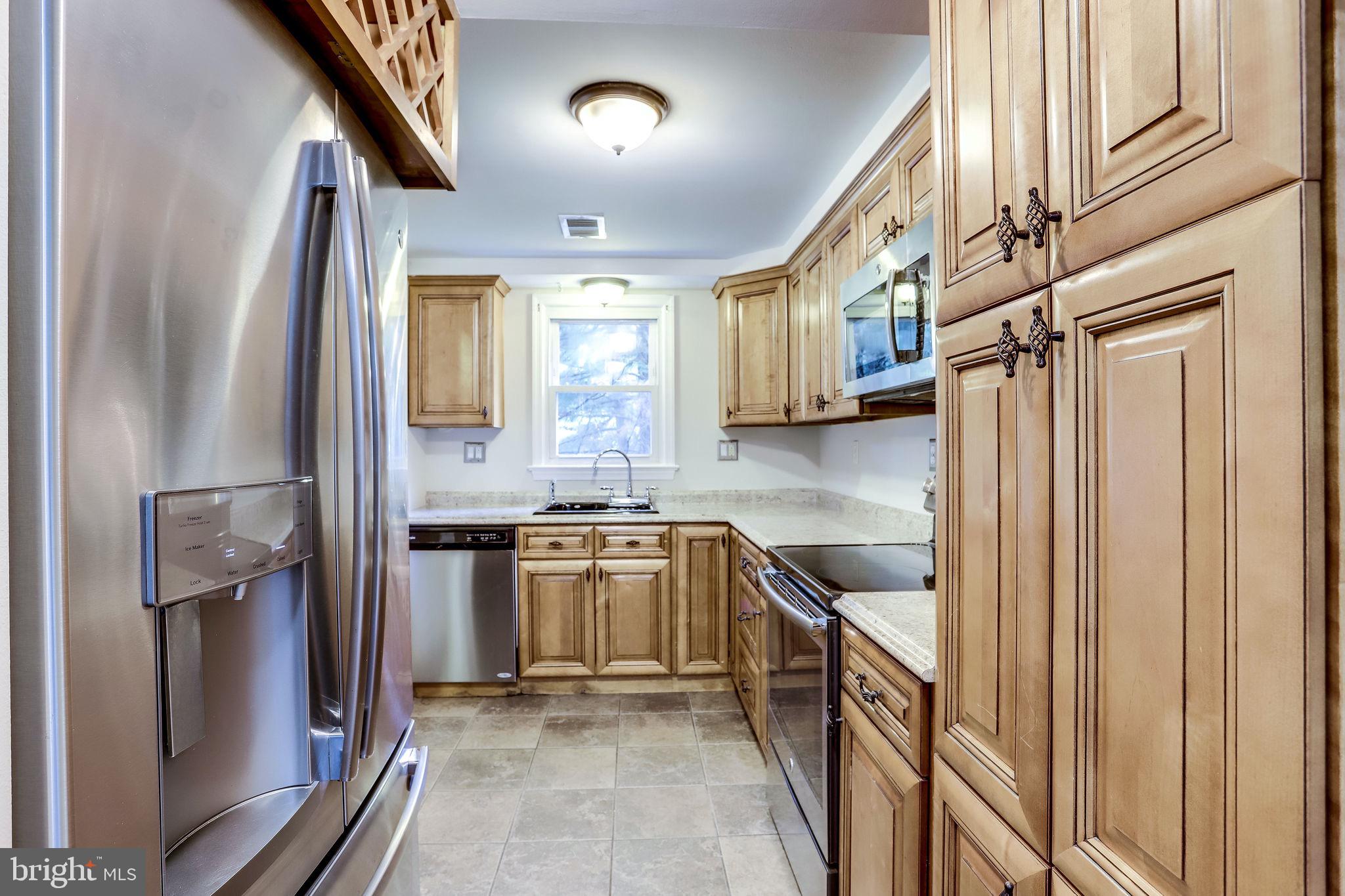 COURTS OF CHANDON - Residential