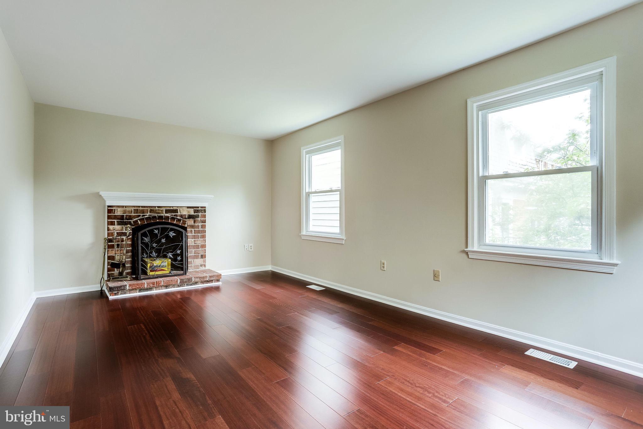 COURTS OF CHANDON - Residential