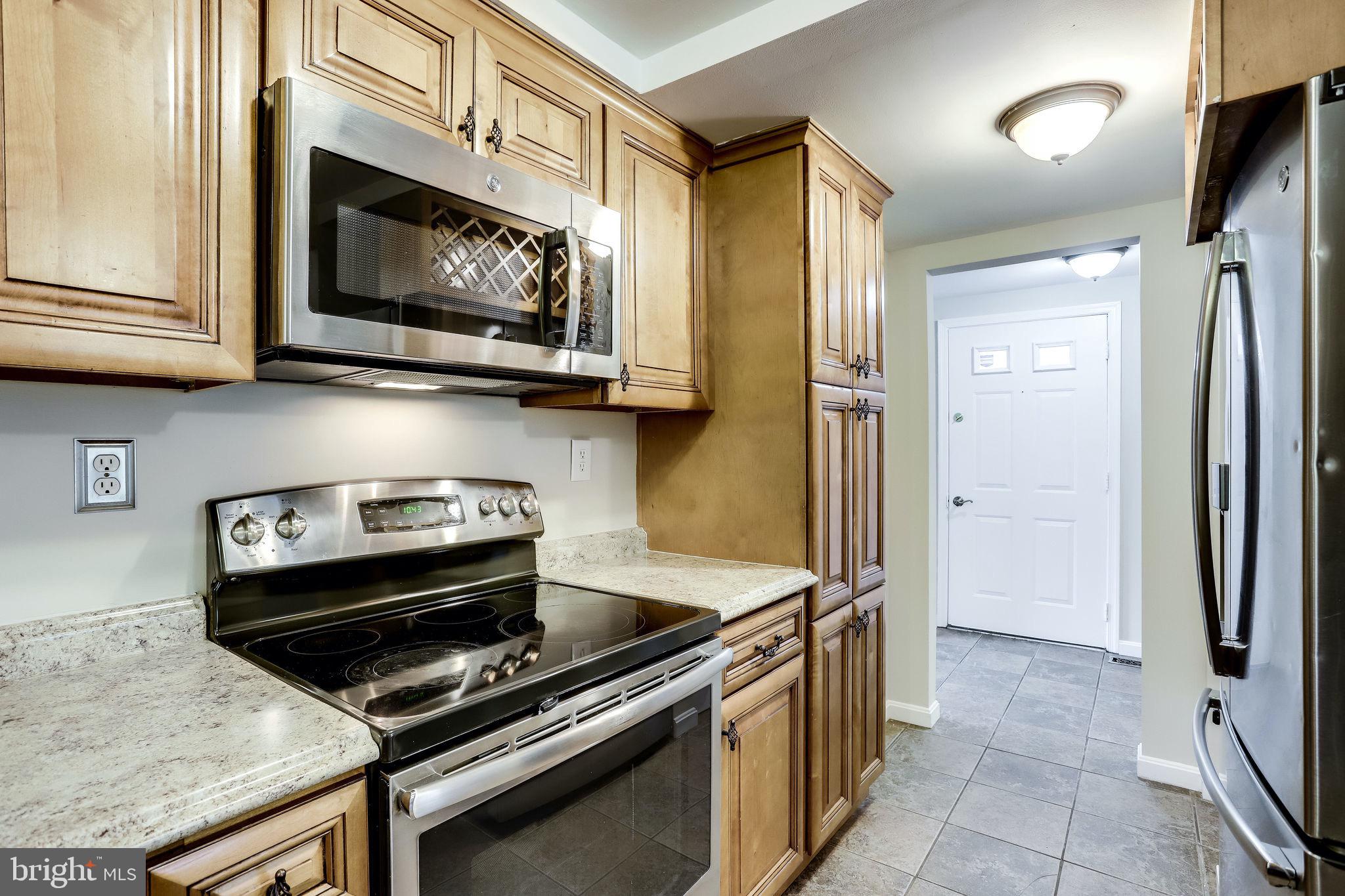 COURTS OF CHANDON - Residential