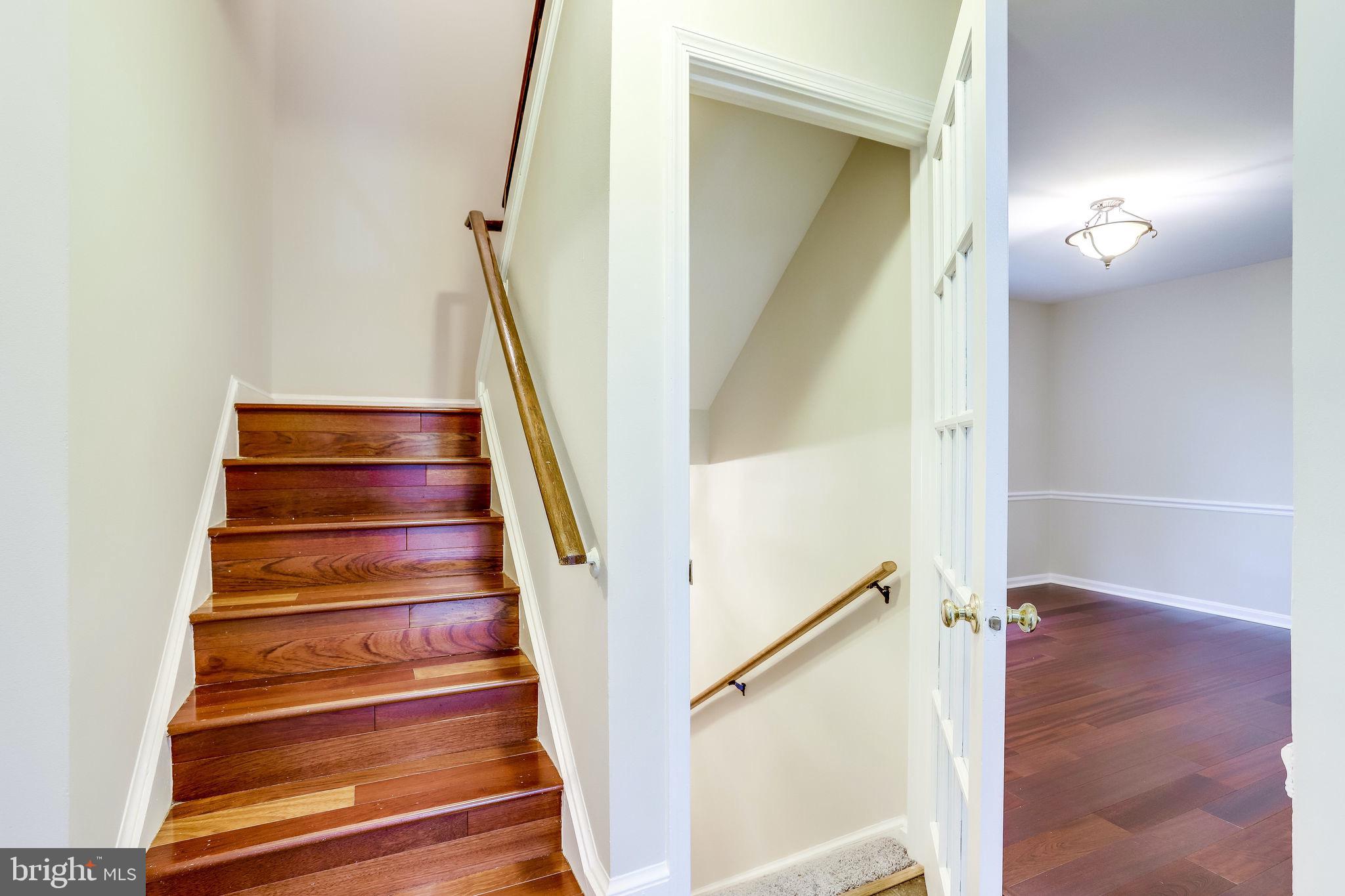 COURTS OF CHANDON - Residential