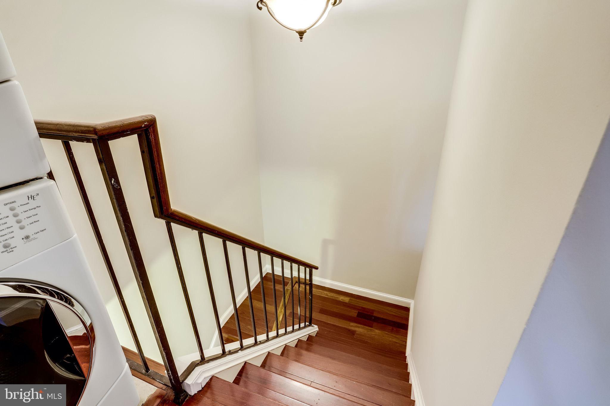 COURTS OF CHANDON - Residential