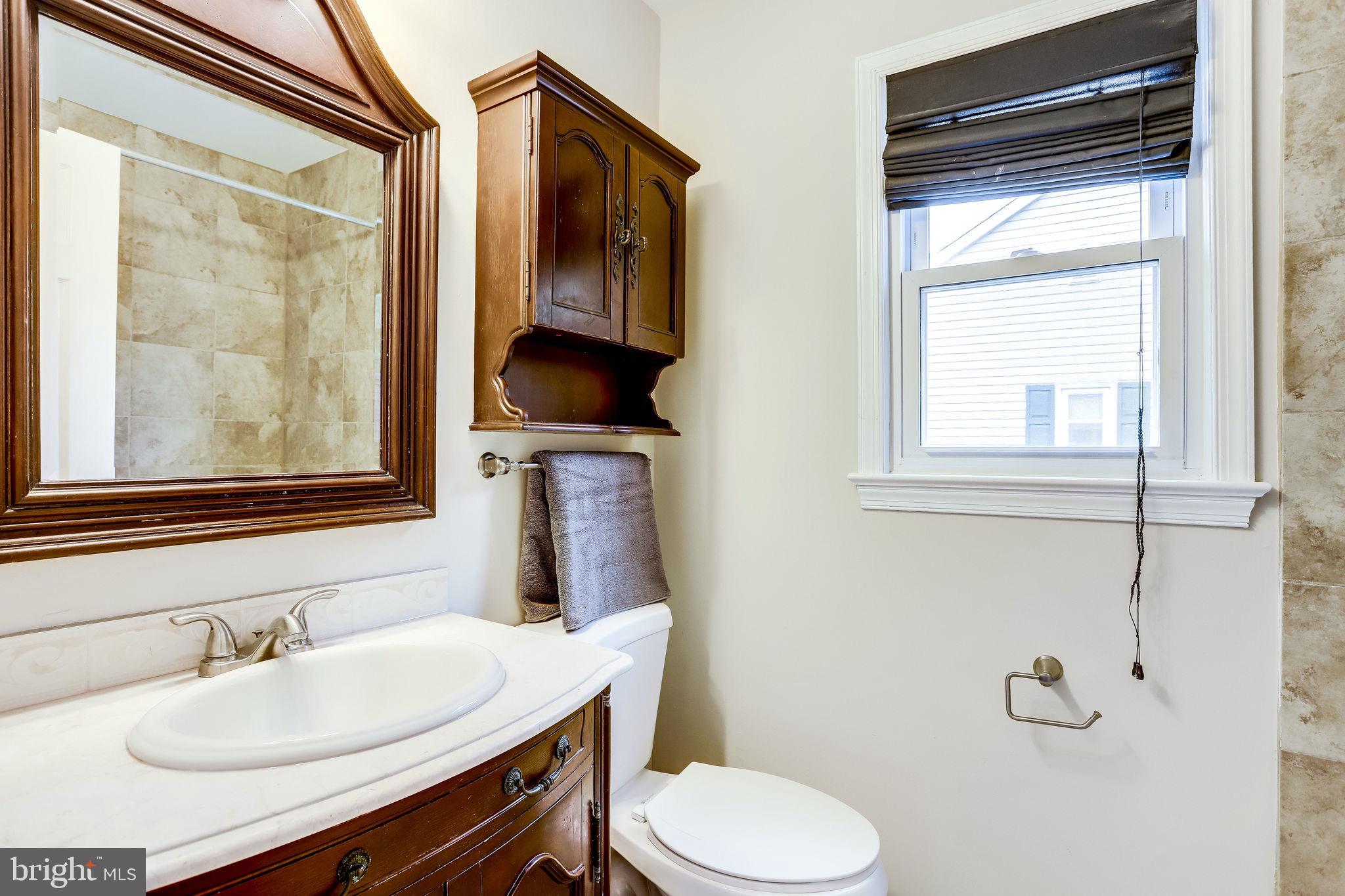 COURTS OF CHANDON - Residential