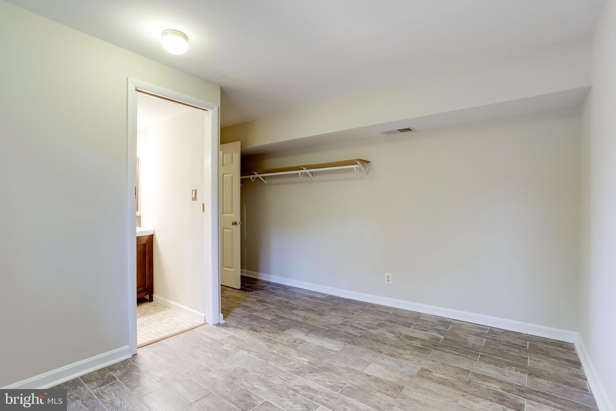 COURTS OF CHANDON - Residential