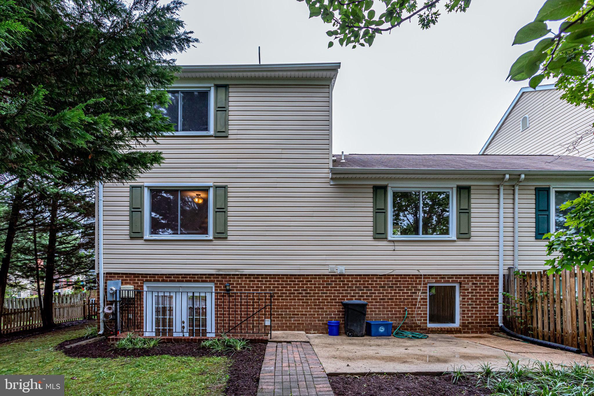 COURTS OF CHANDON - Residential