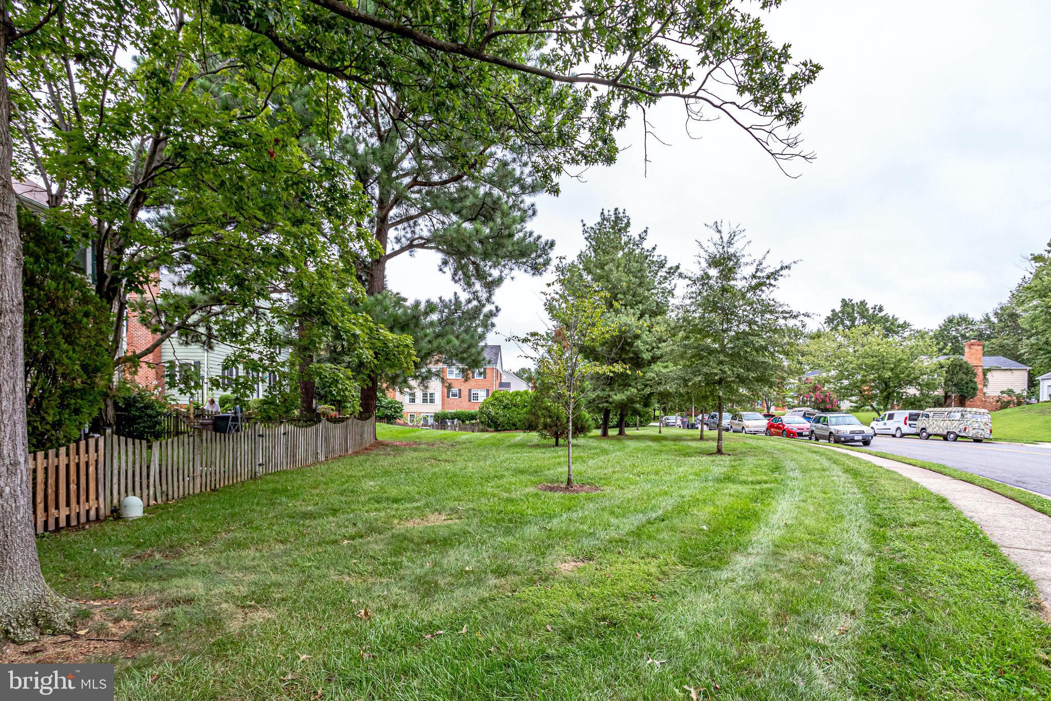 COURTS OF CHANDON - Residential