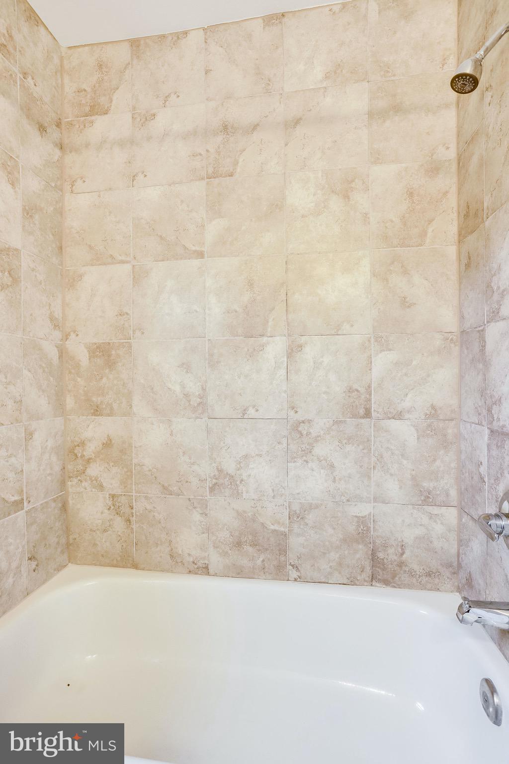 COURTS OF CHANDON - Residential