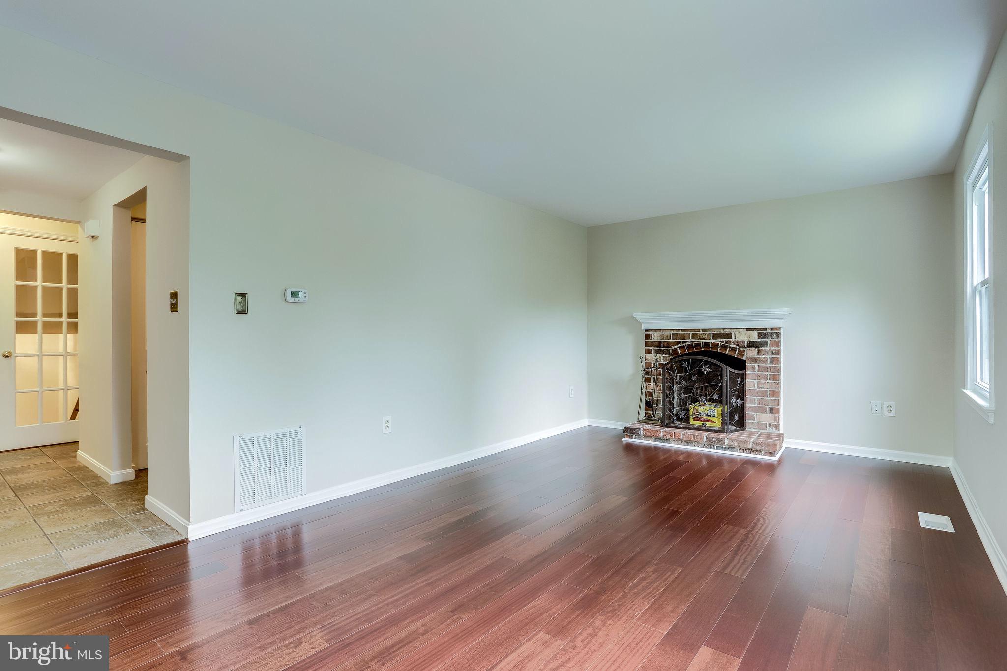 COURTS OF CHANDON - Residential