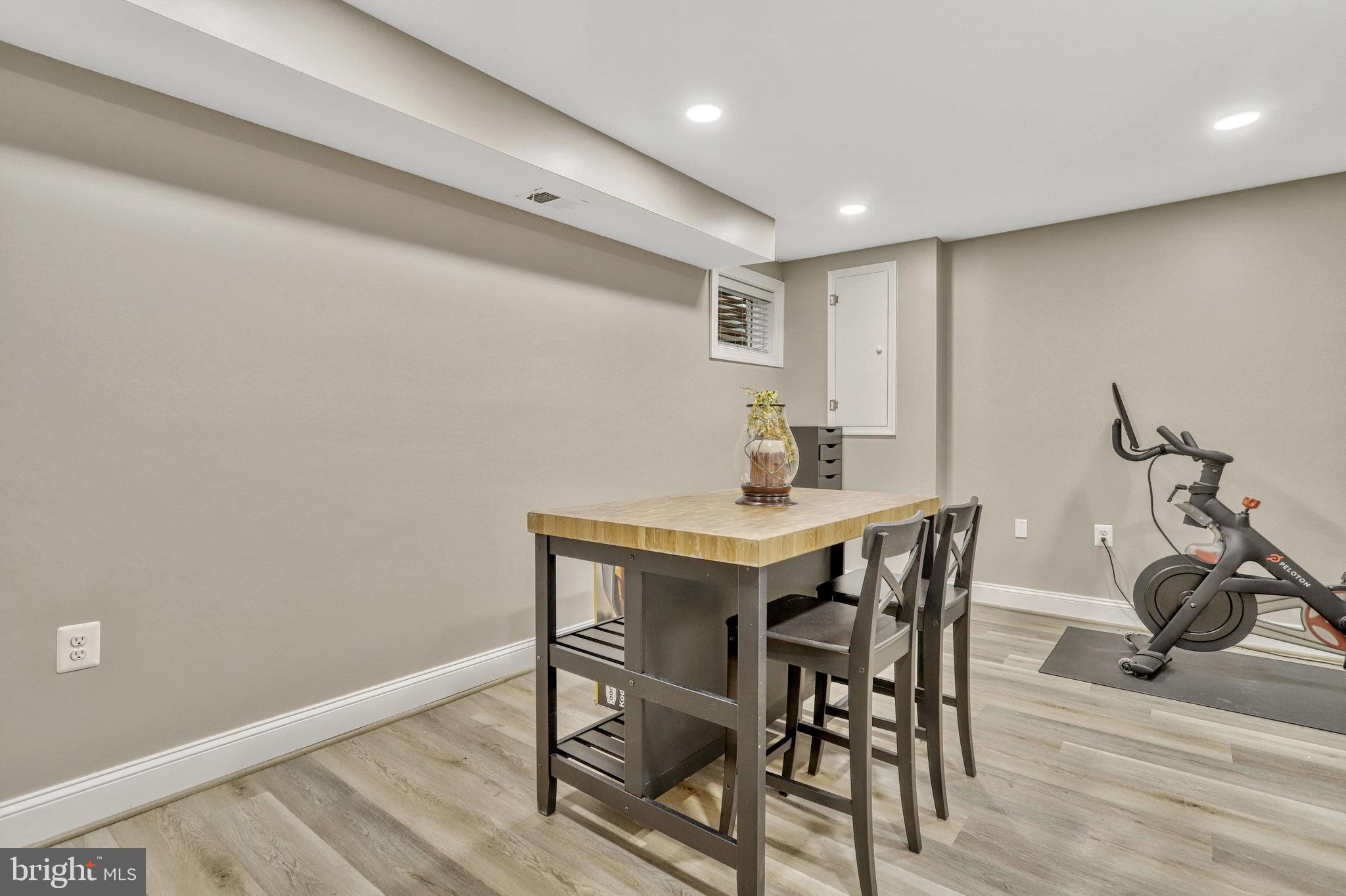 BRANDT TOWNHOUSE - Residential Lease