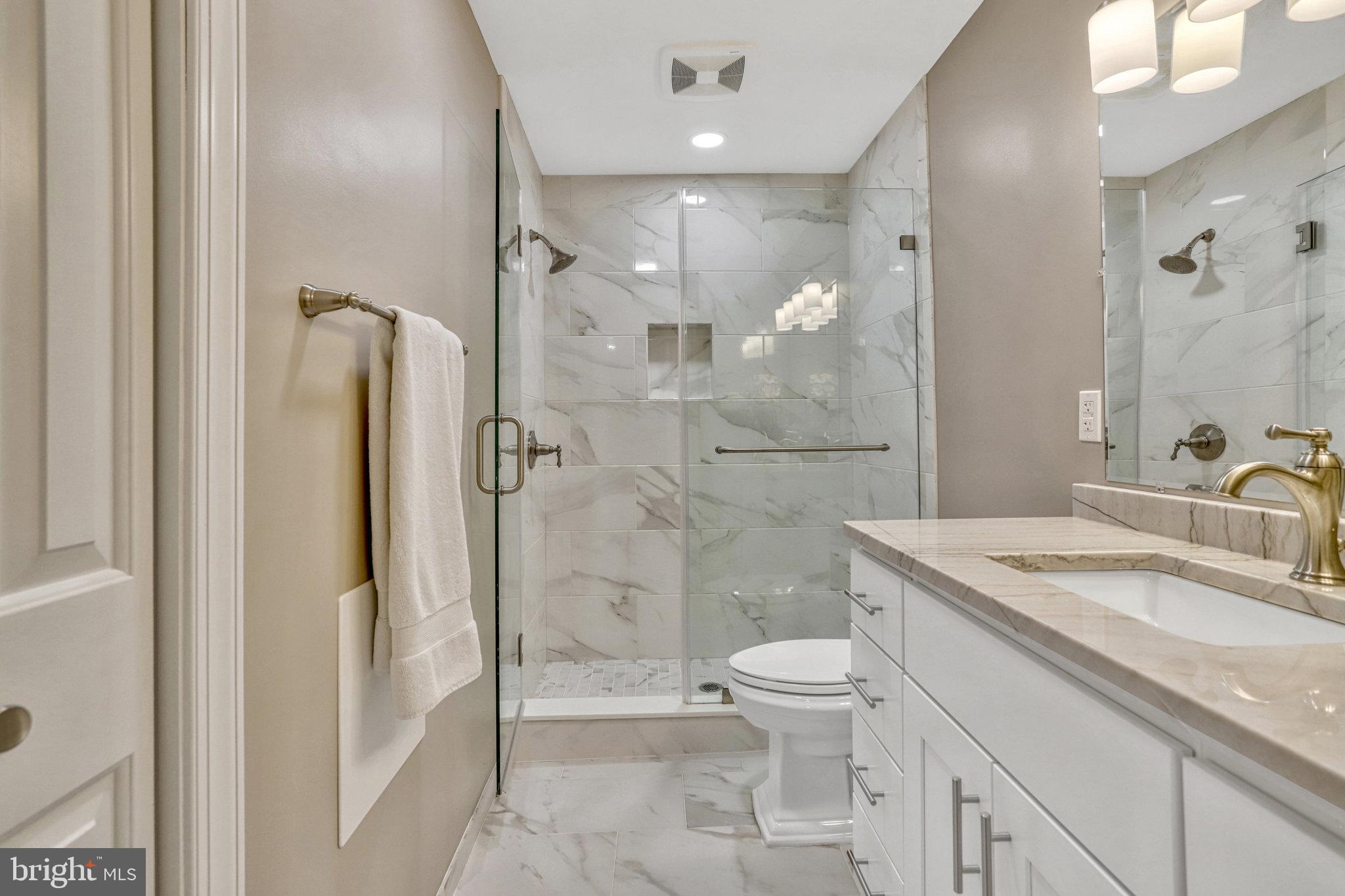 BRANDT TOWNHOUSE - Residential Lease