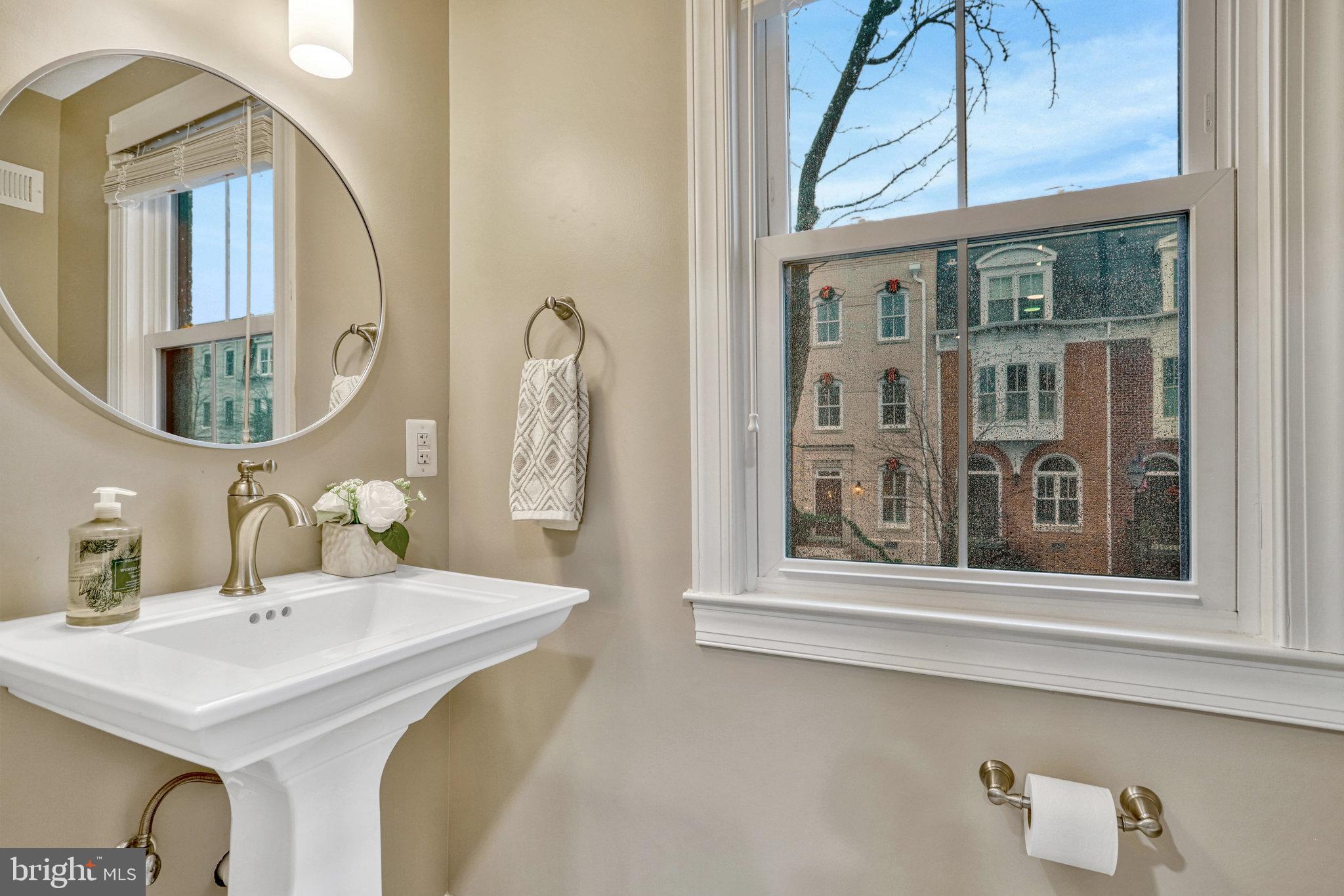 BRANDT TOWNHOUSE - Residential Lease