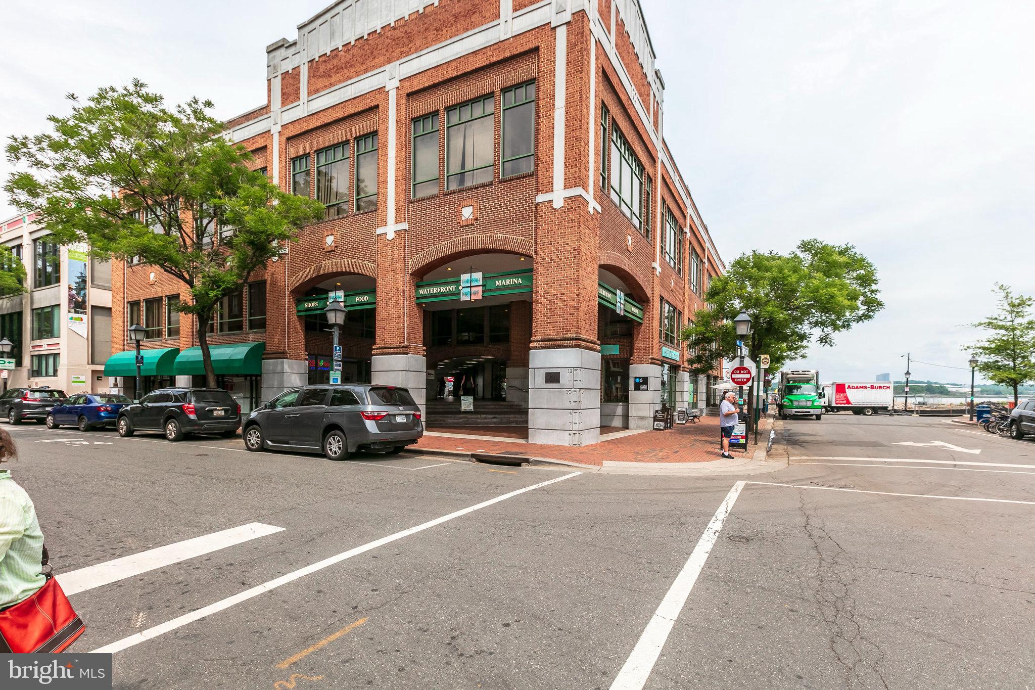 BRANDT TOWNHOUSE - Residential Lease