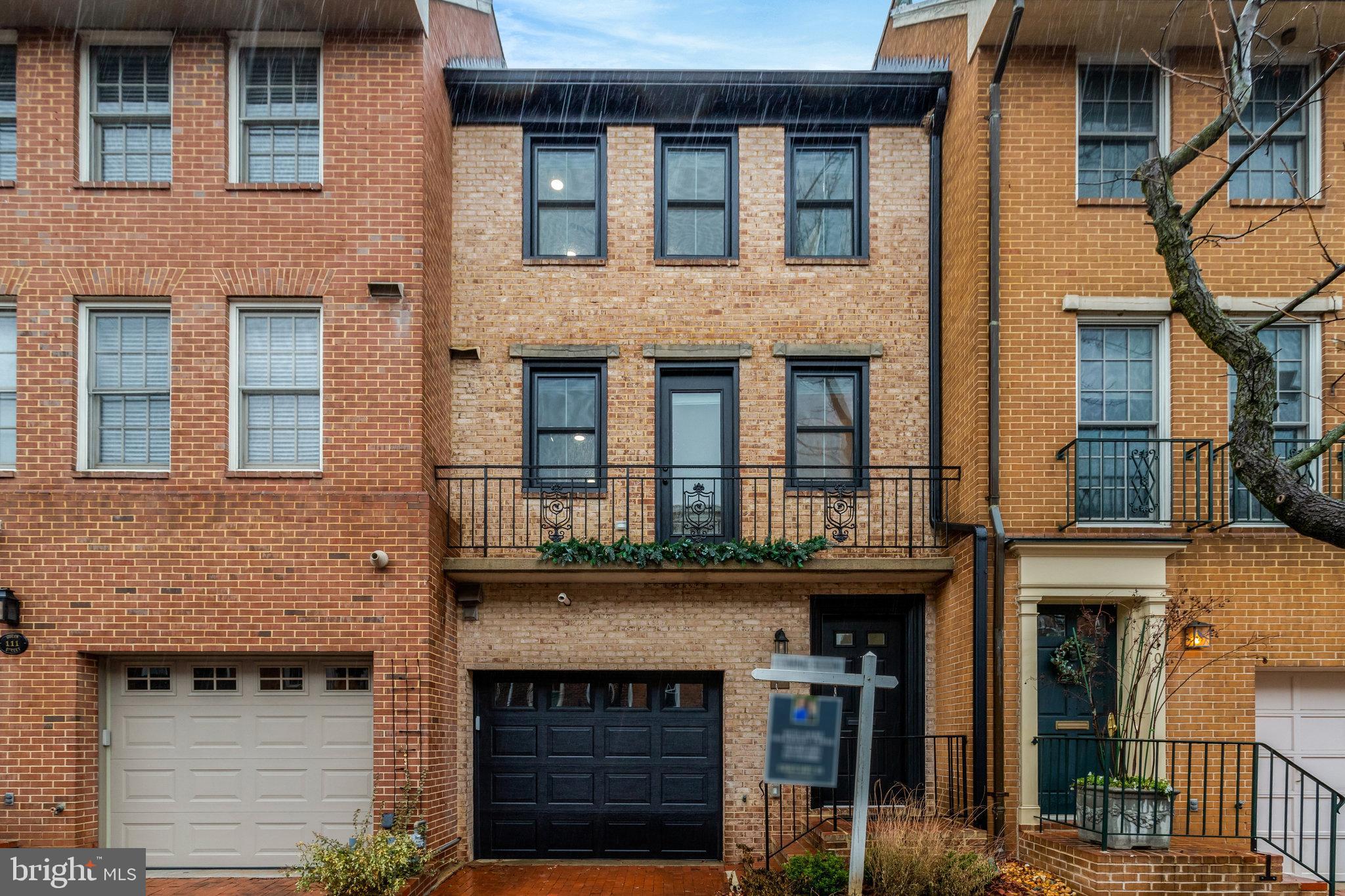 BRANDT TOWNHOUSE - Residential Lease