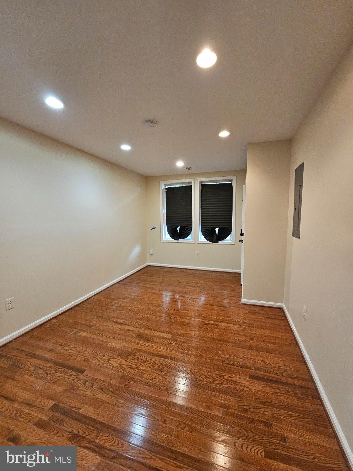 505 44TH STREET NE A