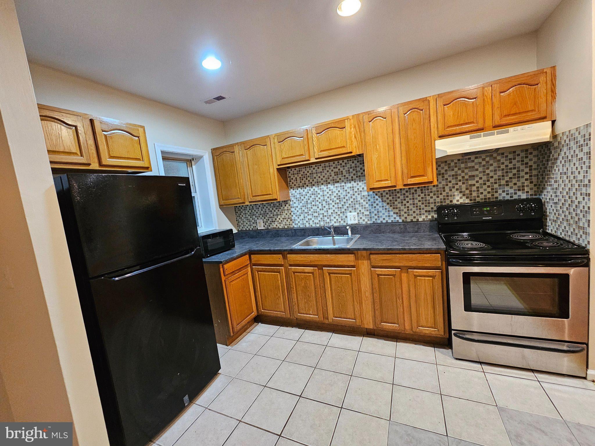 505 44TH STREET NE A