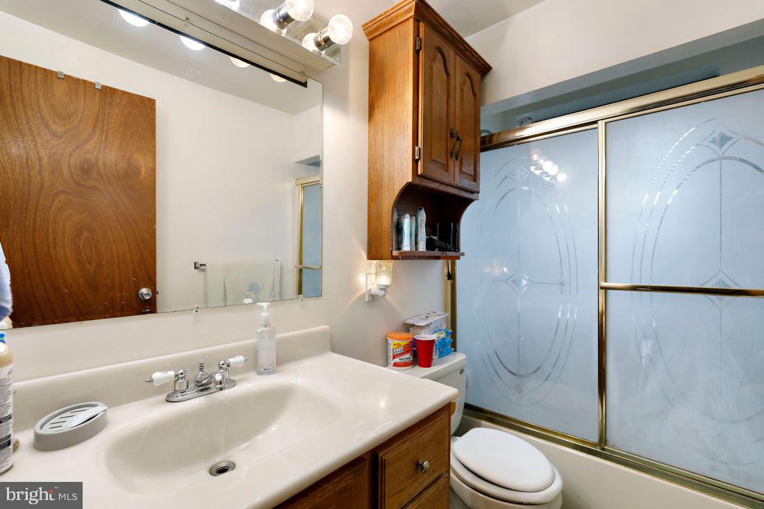 COUNTRY RIDGE - Residential