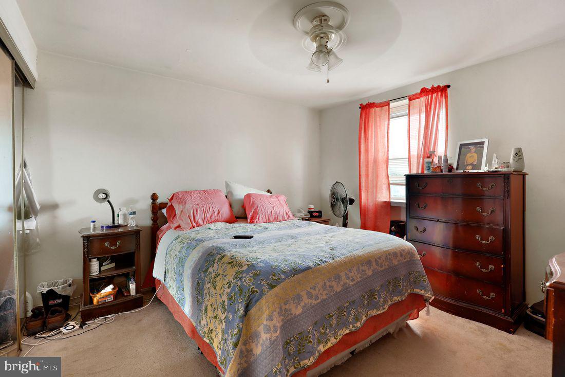 COUNTRY RIDGE - Residential