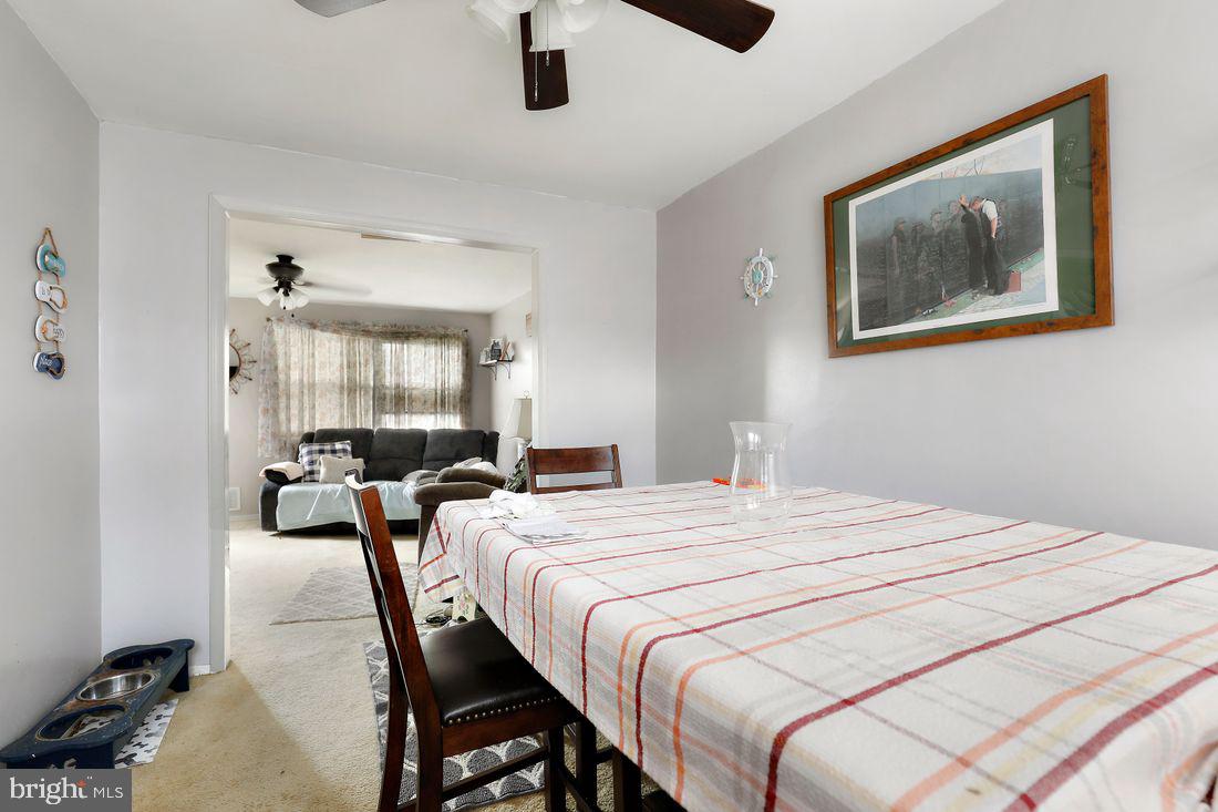 COUNTRY RIDGE - Residential