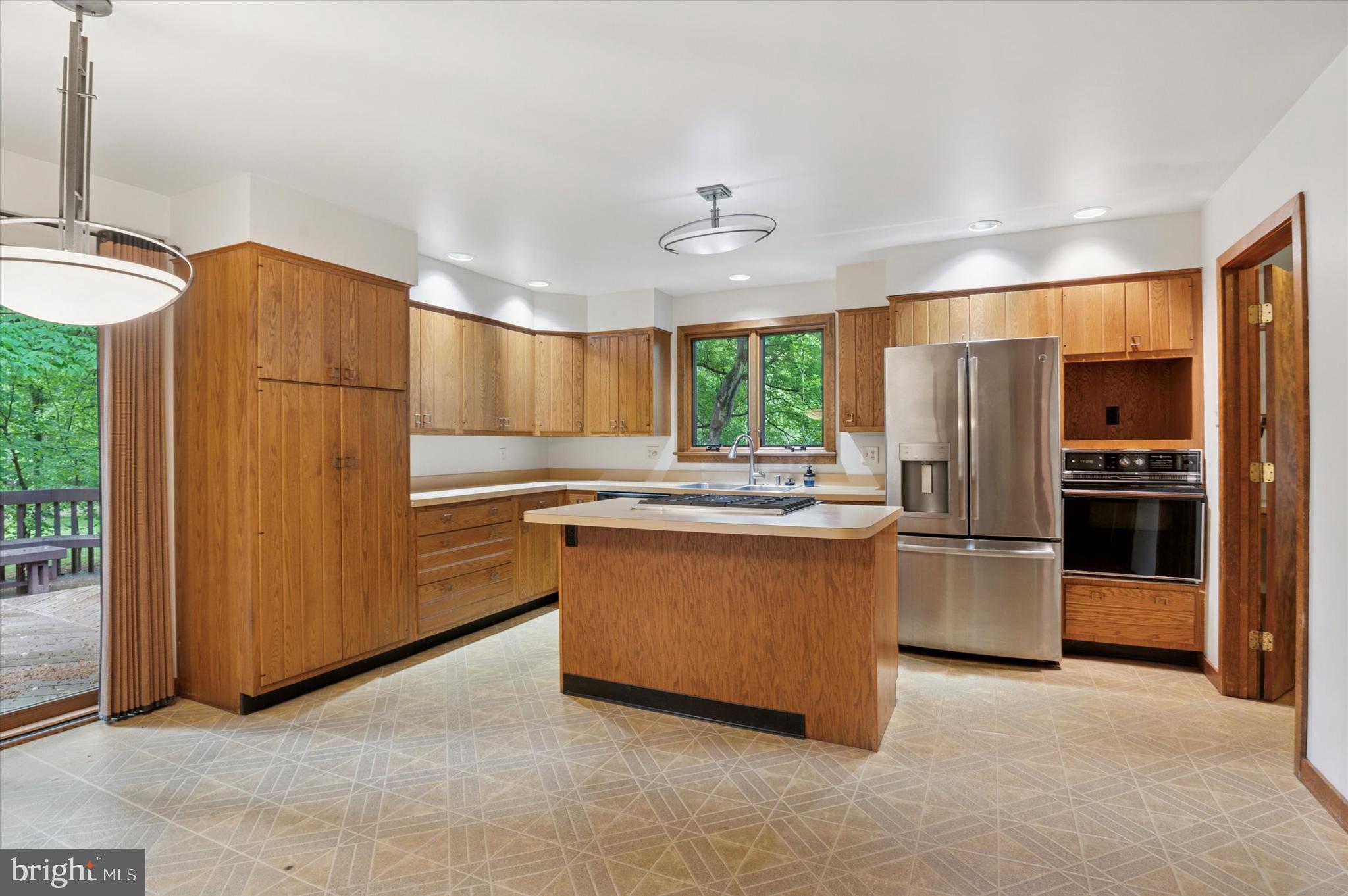 HANOVER HUNT - Residential