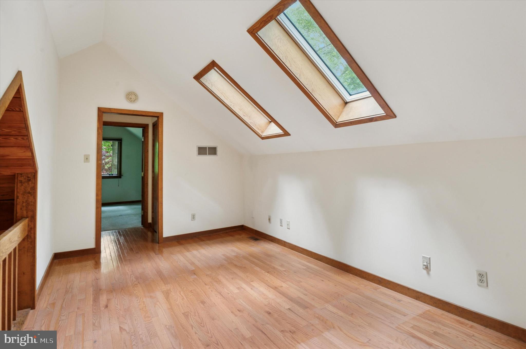 HANOVER HUNT - Residential