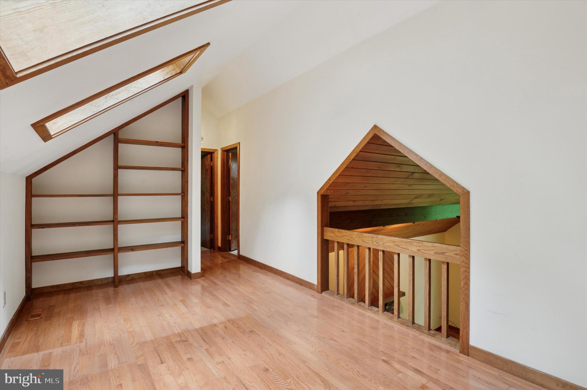 HANOVER HUNT - Residential