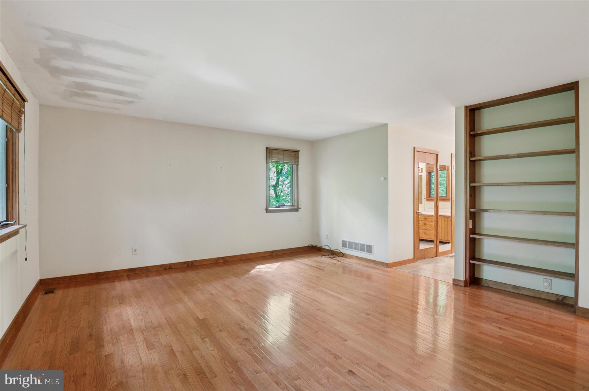 HANOVER HUNT - Residential