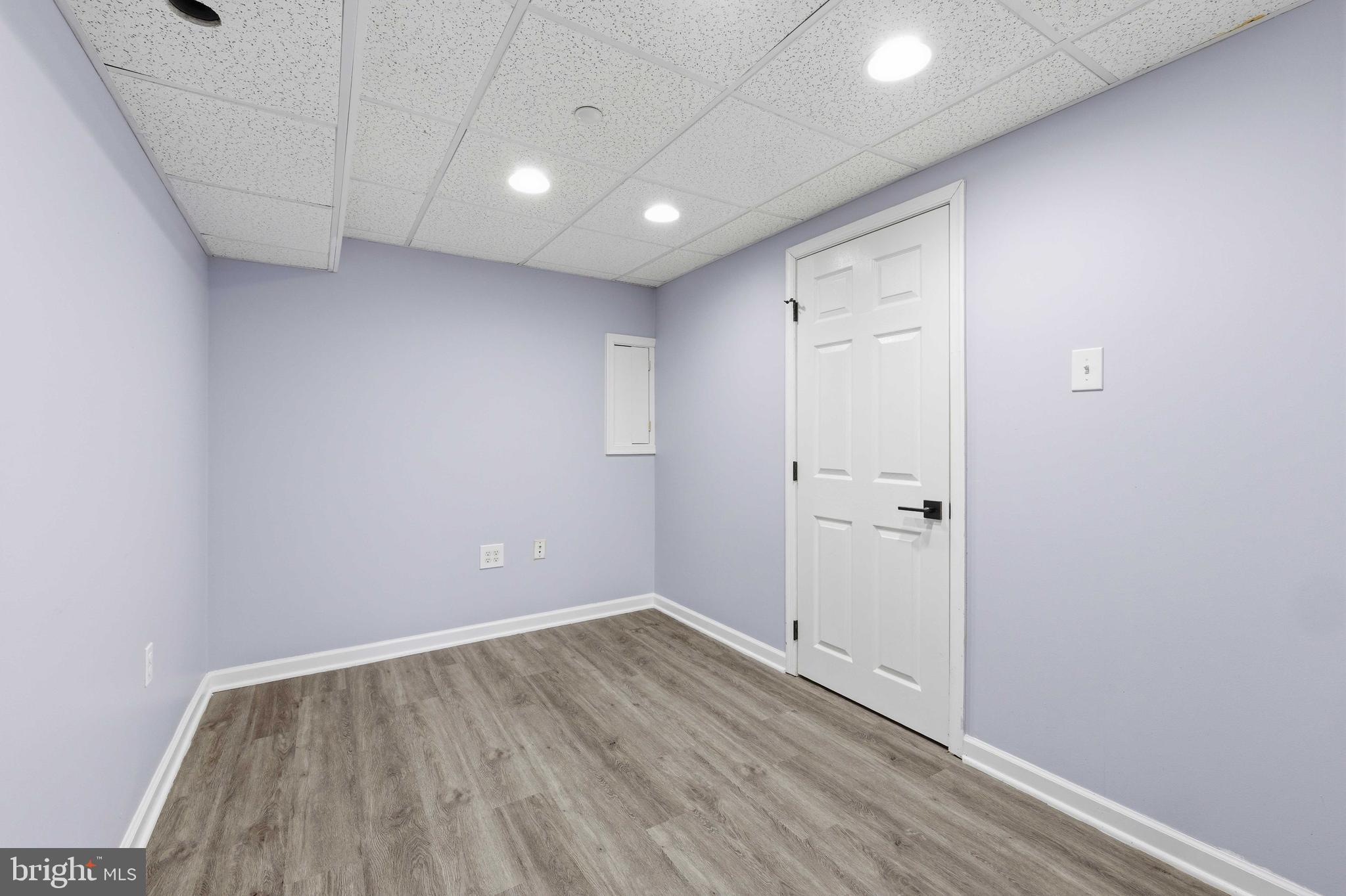 COUNTRY CROSSING - Residential