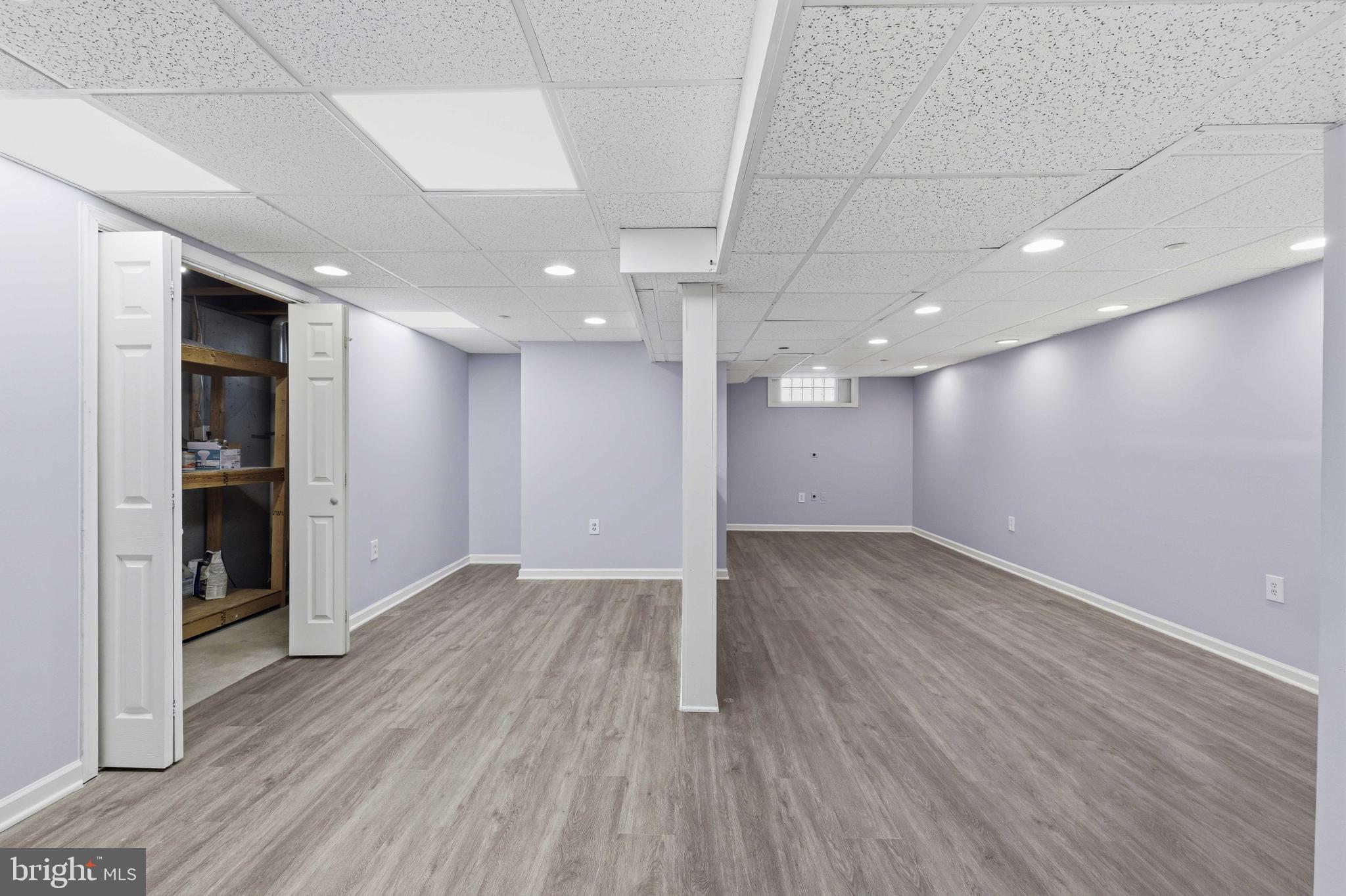 COUNTRY CROSSING - Residential