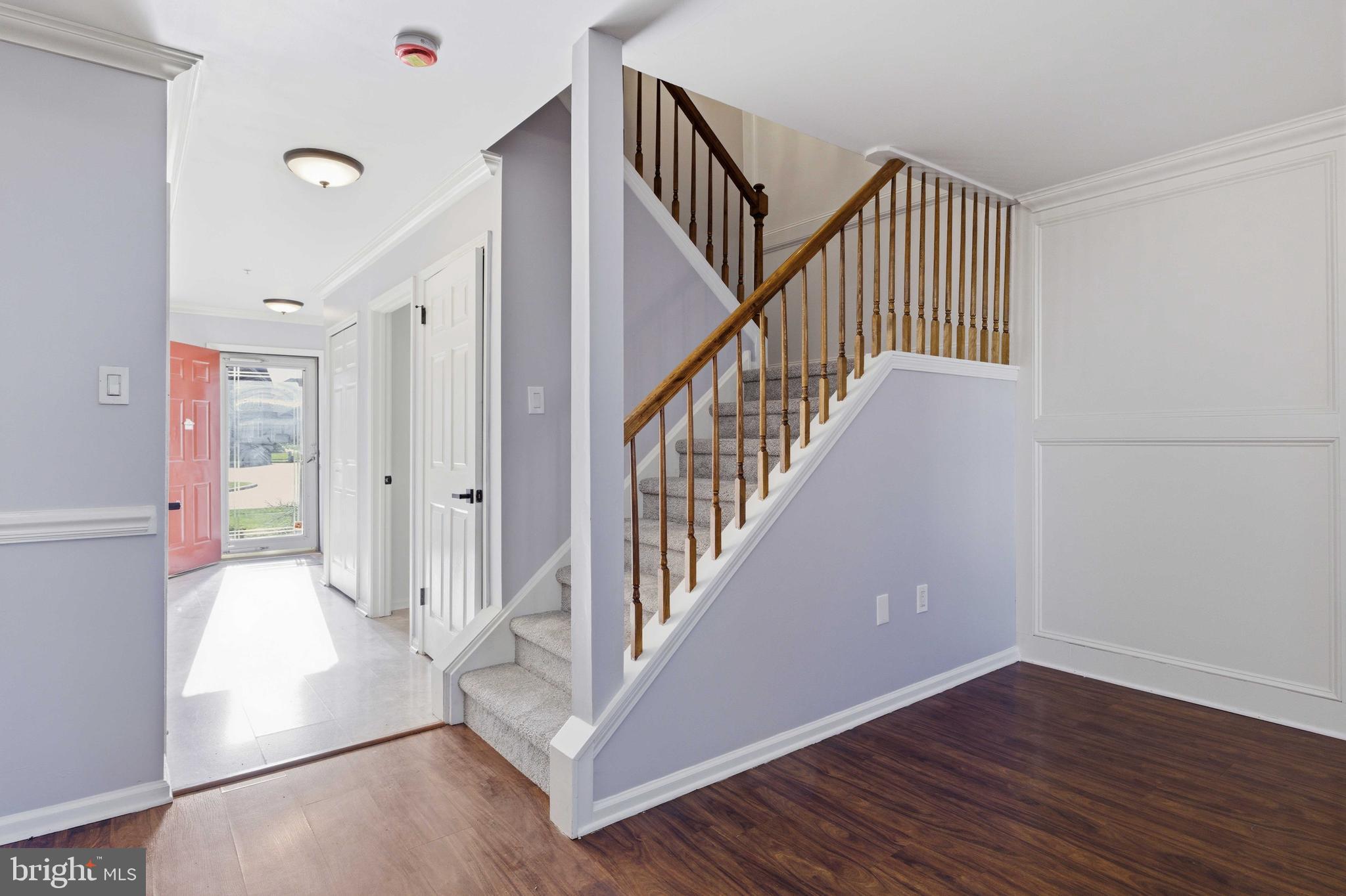 COUNTRY CROSSING - Residential