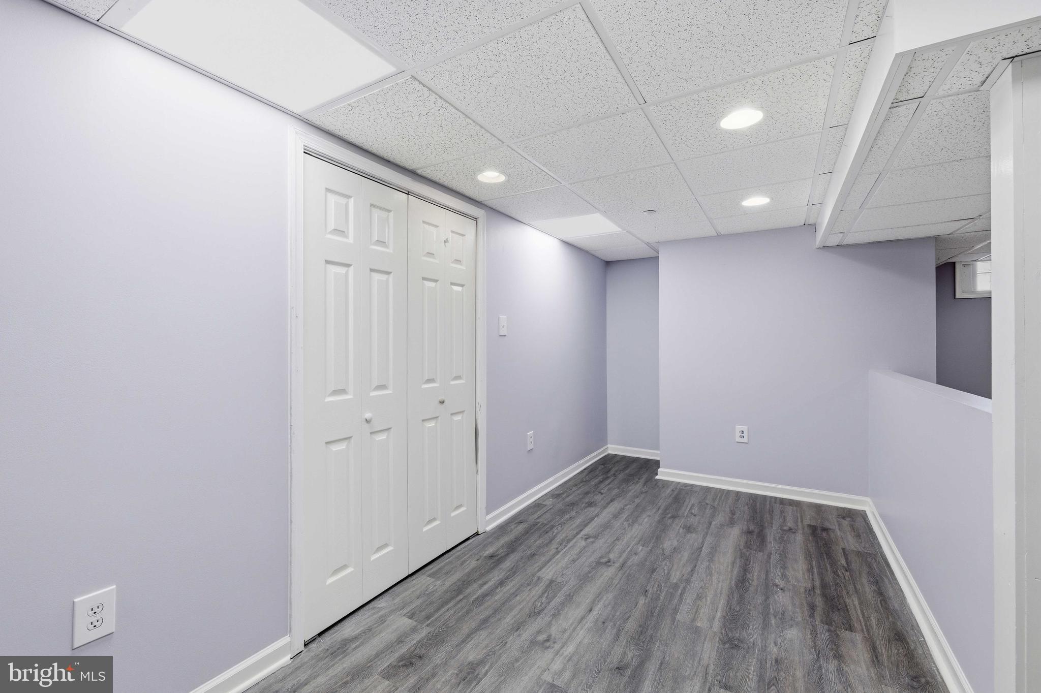 COUNTRY CROSSING - Residential