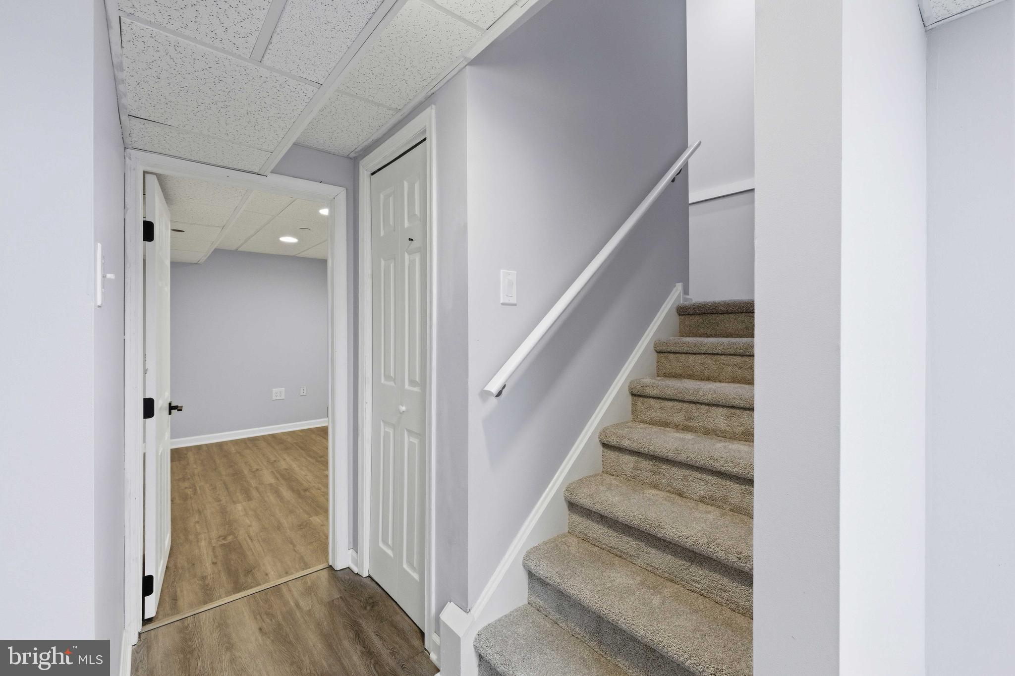 COUNTRY CROSSING - Residential