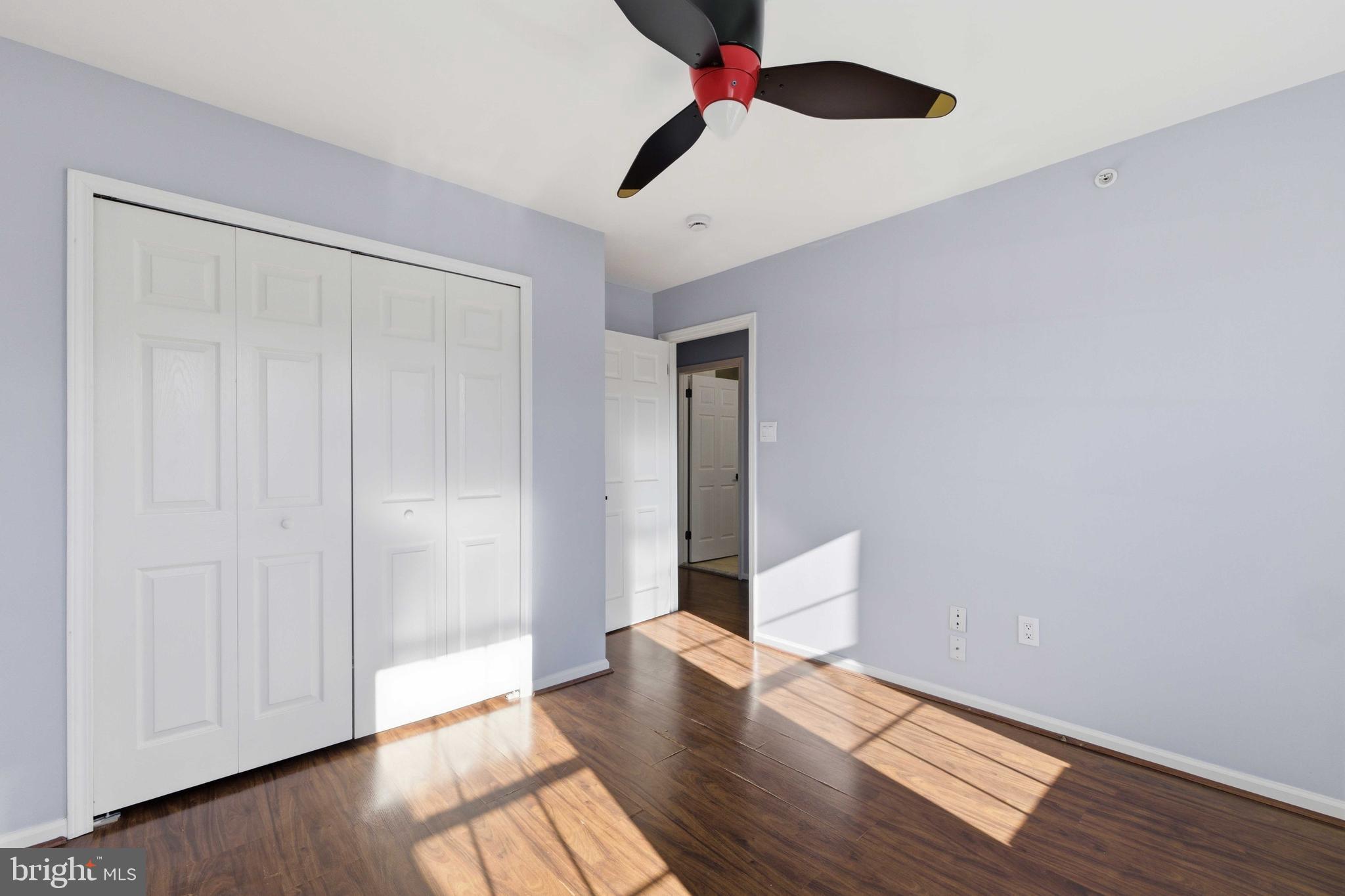 COUNTRY CROSSING - Residential