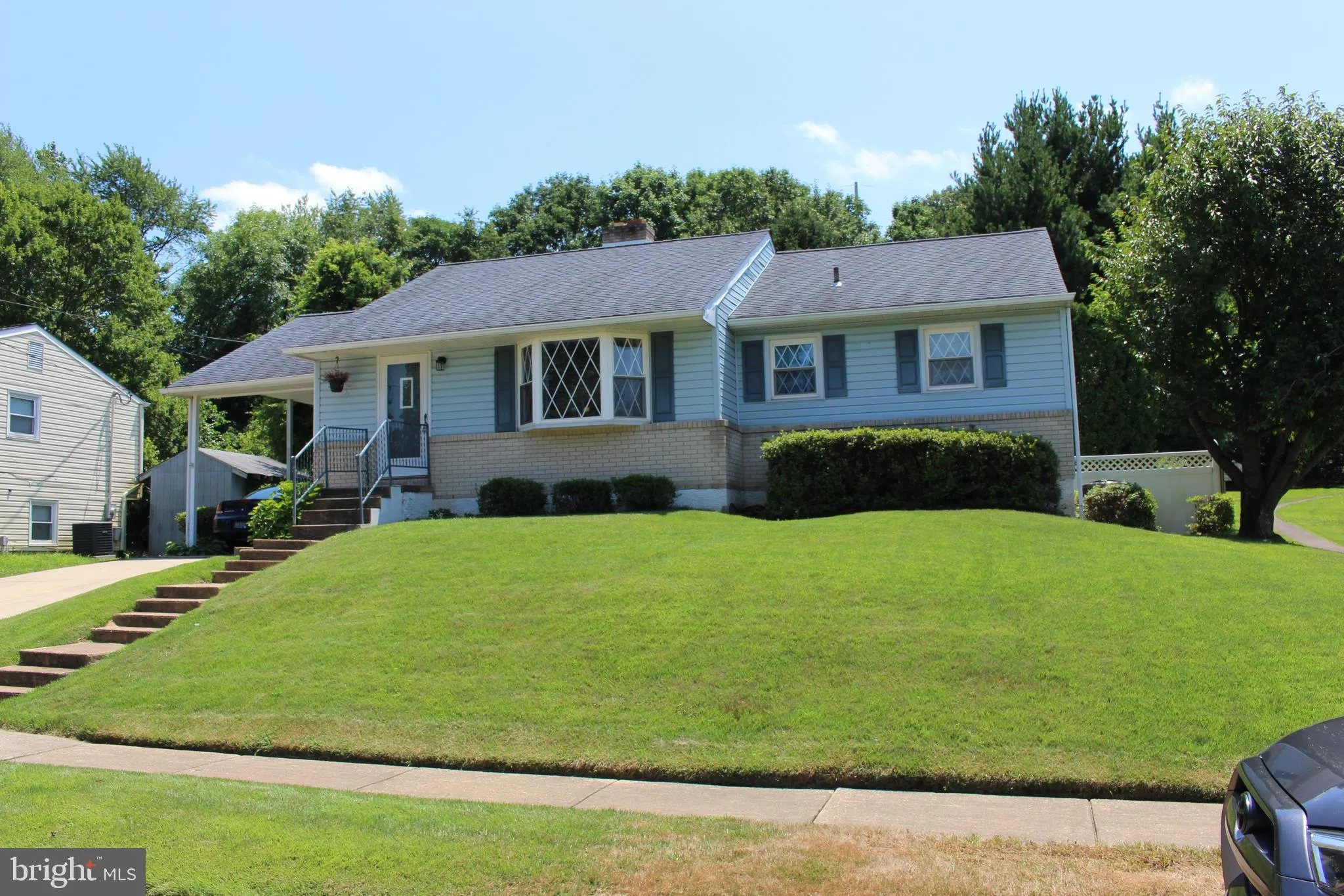 29 Old Manor Road, Newark, DE 19711