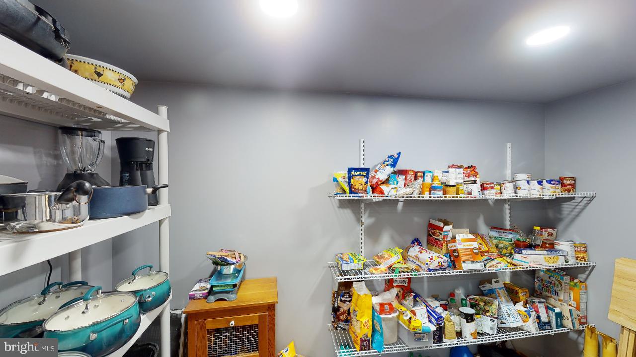 DEERBROOK MEADOWS - Residential